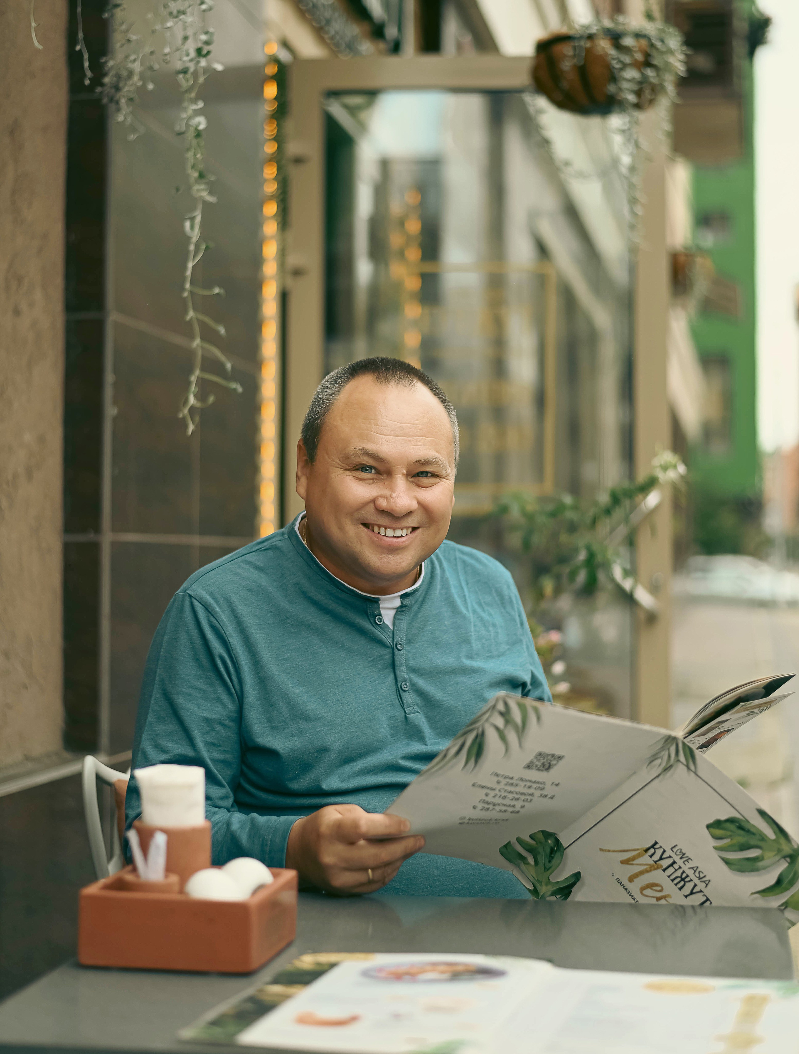 Вячеслав бульвар Экзюпери. Фотографы крещения/венчания  Красноярск Татьяна и Вячеслав Переваловы