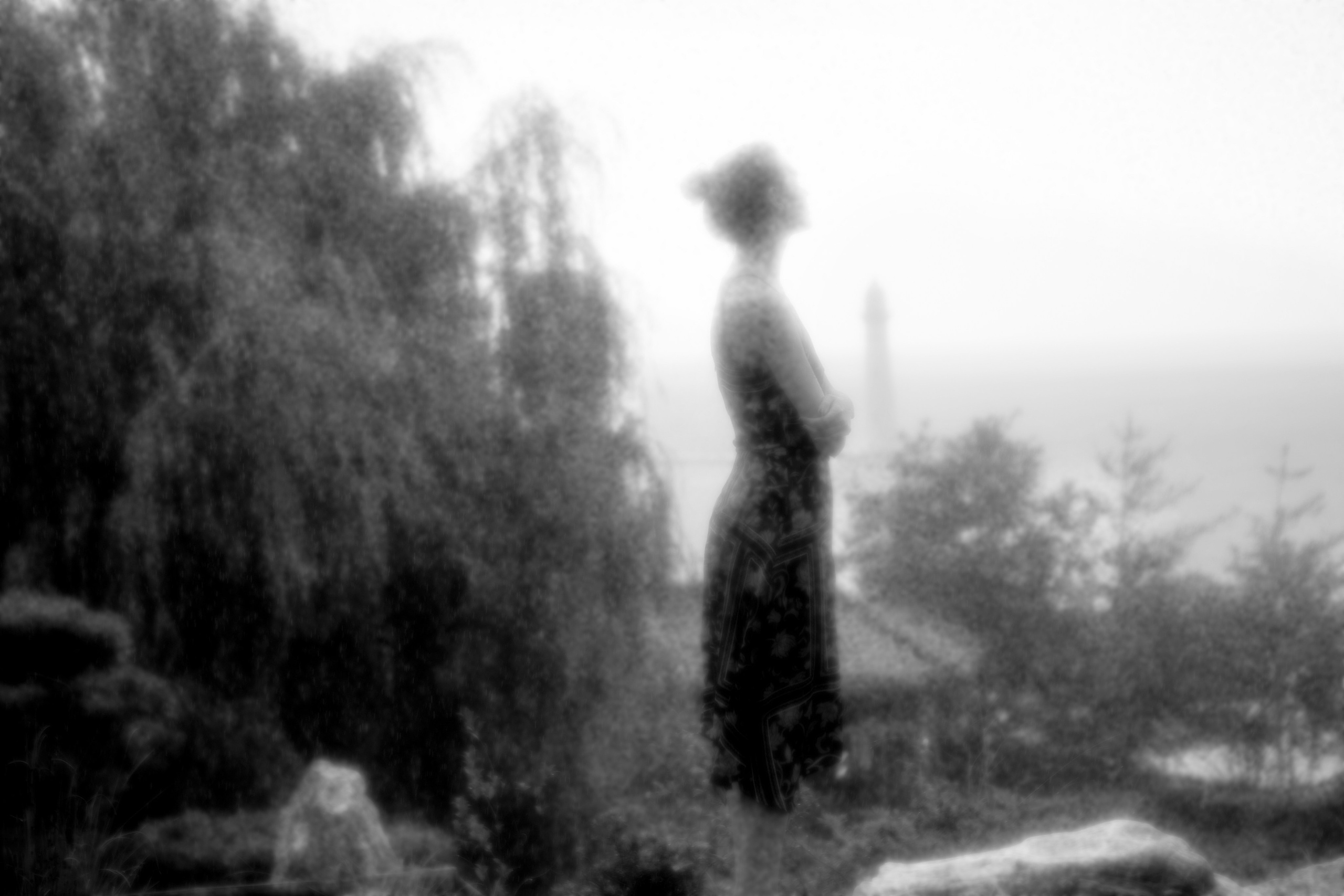 Raining in Japanese Garden. Fashion Photographer Oxana Chernomorets