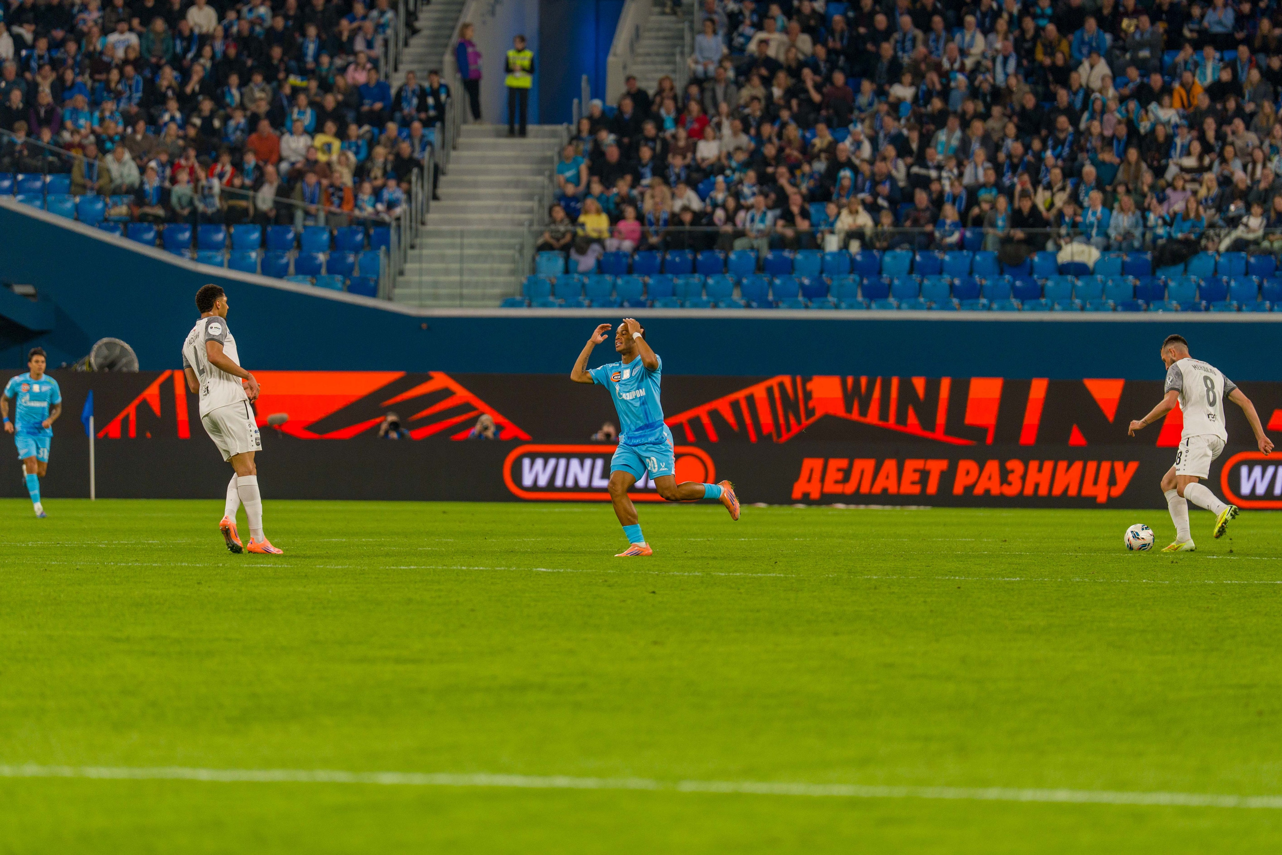 Zenit vs Baltika — RPL 2025/26 match gallery at Gazprom Arena | Anton Gauf. Sports Photographer in Saint Petersburg | Anton Hauff