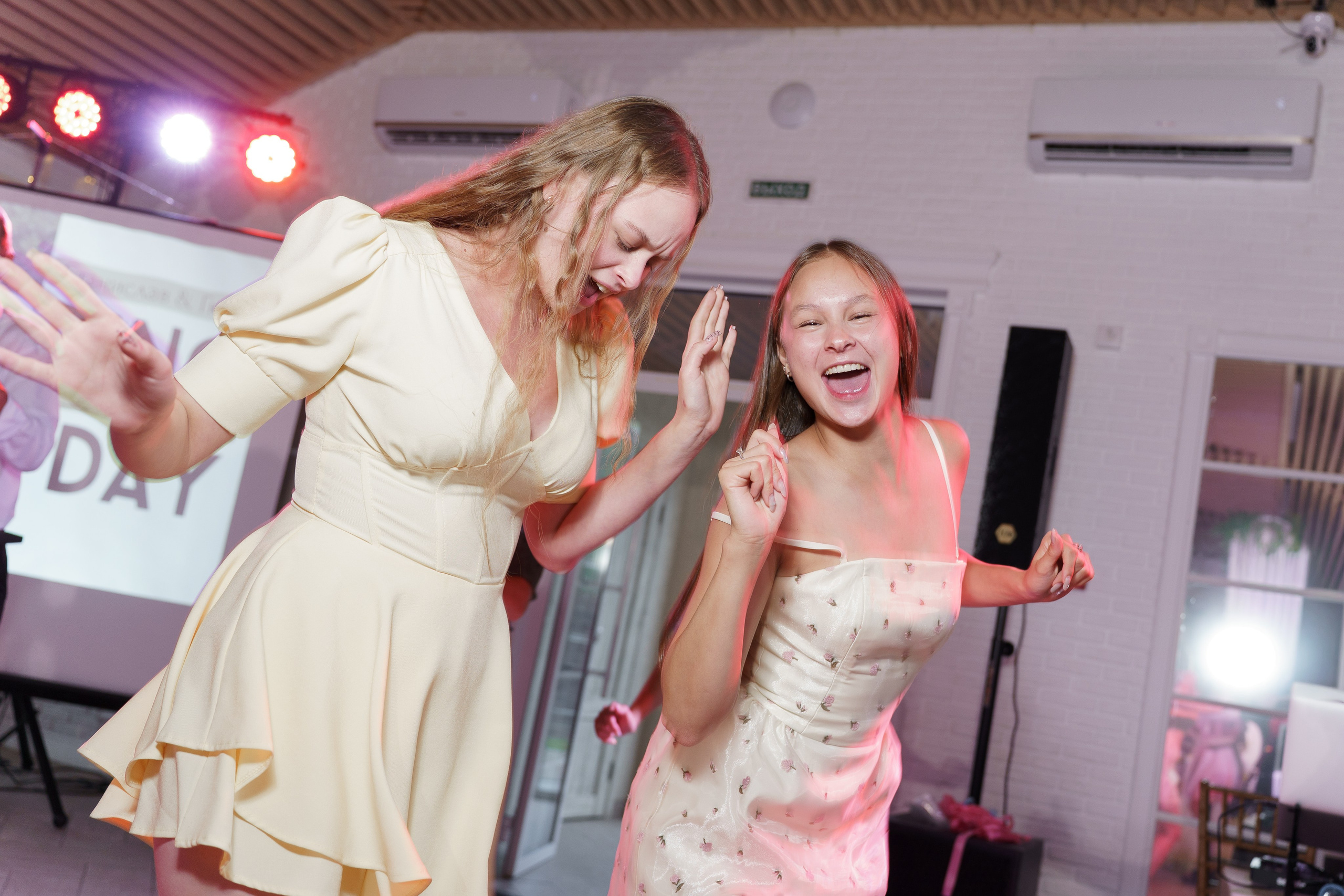 Станислав & Гюзель. Главная