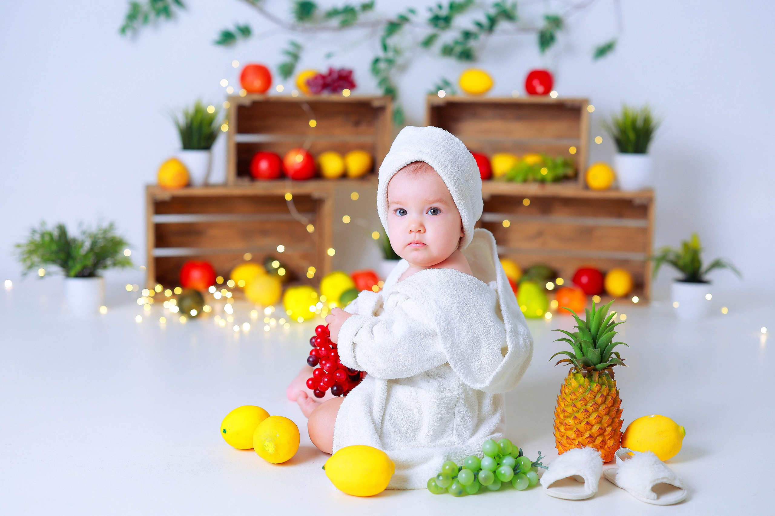 Малышки Антураж