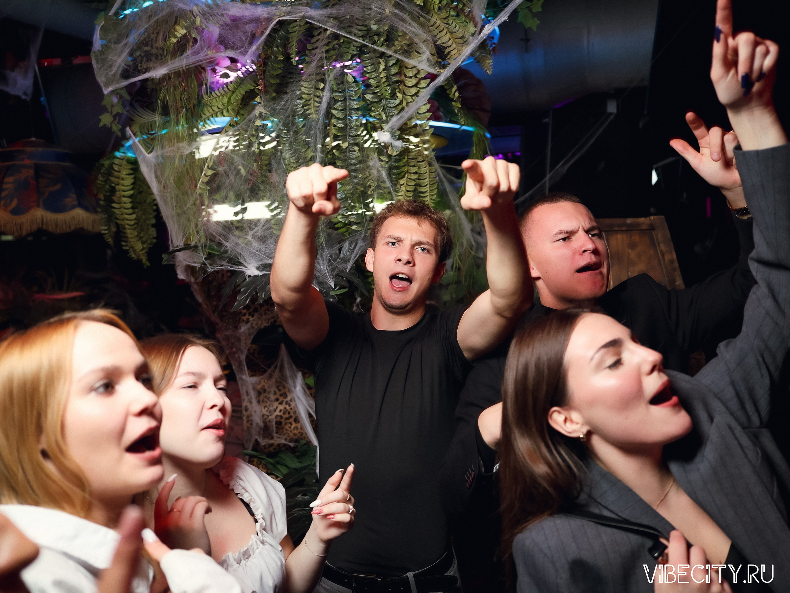 DOUBLE U. VIBECITY.RU Вайб Сити Ру Фоторепортажи Фотоотчеты Калининград