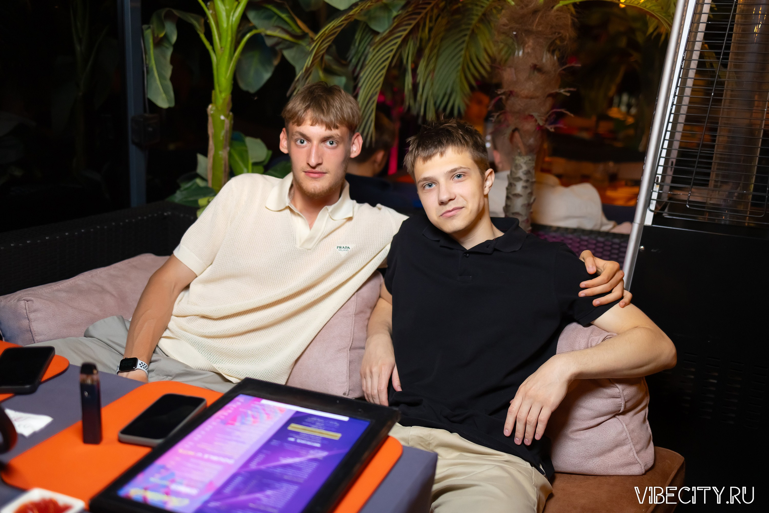 DOUBLE U. VIBECITY.RU Вайб Сити Ру Фоторепортажи Фотоотчеты Калининград