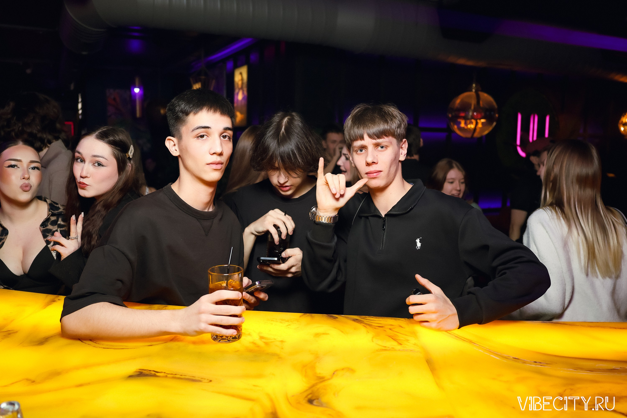 DOUBLE U. VIBECITY.RU Вайб Сити Ру Фоторепортажи Фотоотчеты Калининград