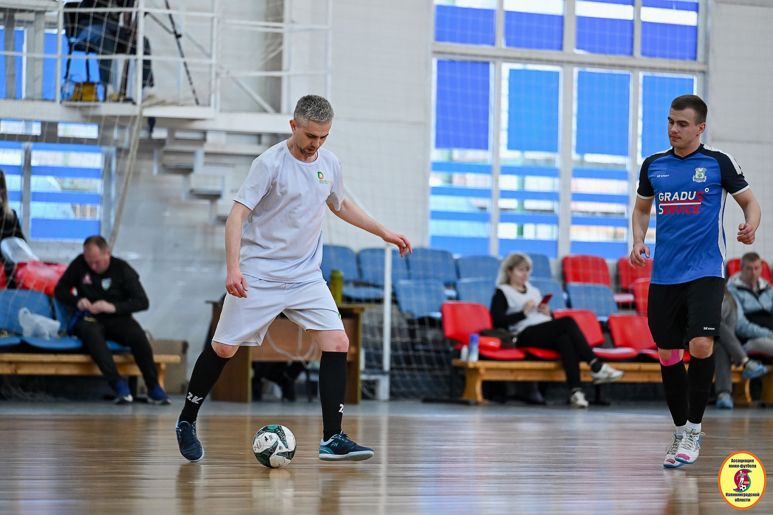 Корпоративная Бизнес Лига по футзалу — Весна 2026. VIBECITY.RU Вайб Сити Ру Фоторепортажи Фотоотчеты Калининград