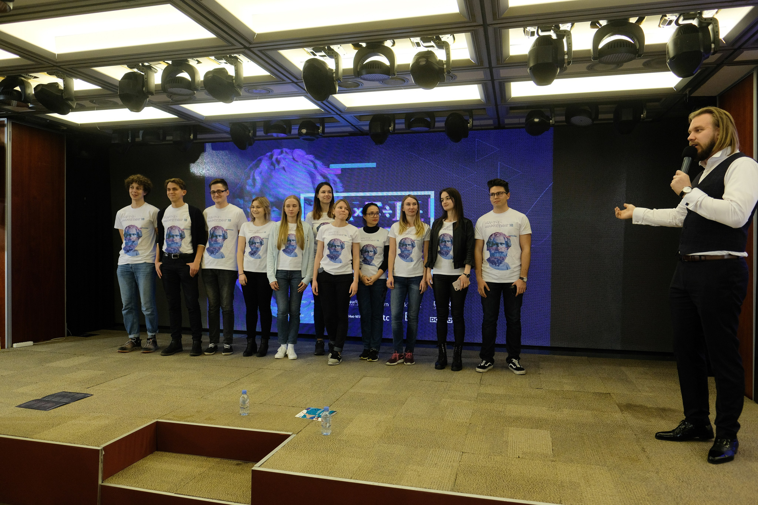 Матемаркетинг — 7 ноября 2018. Фотобанк Матемаркетинг