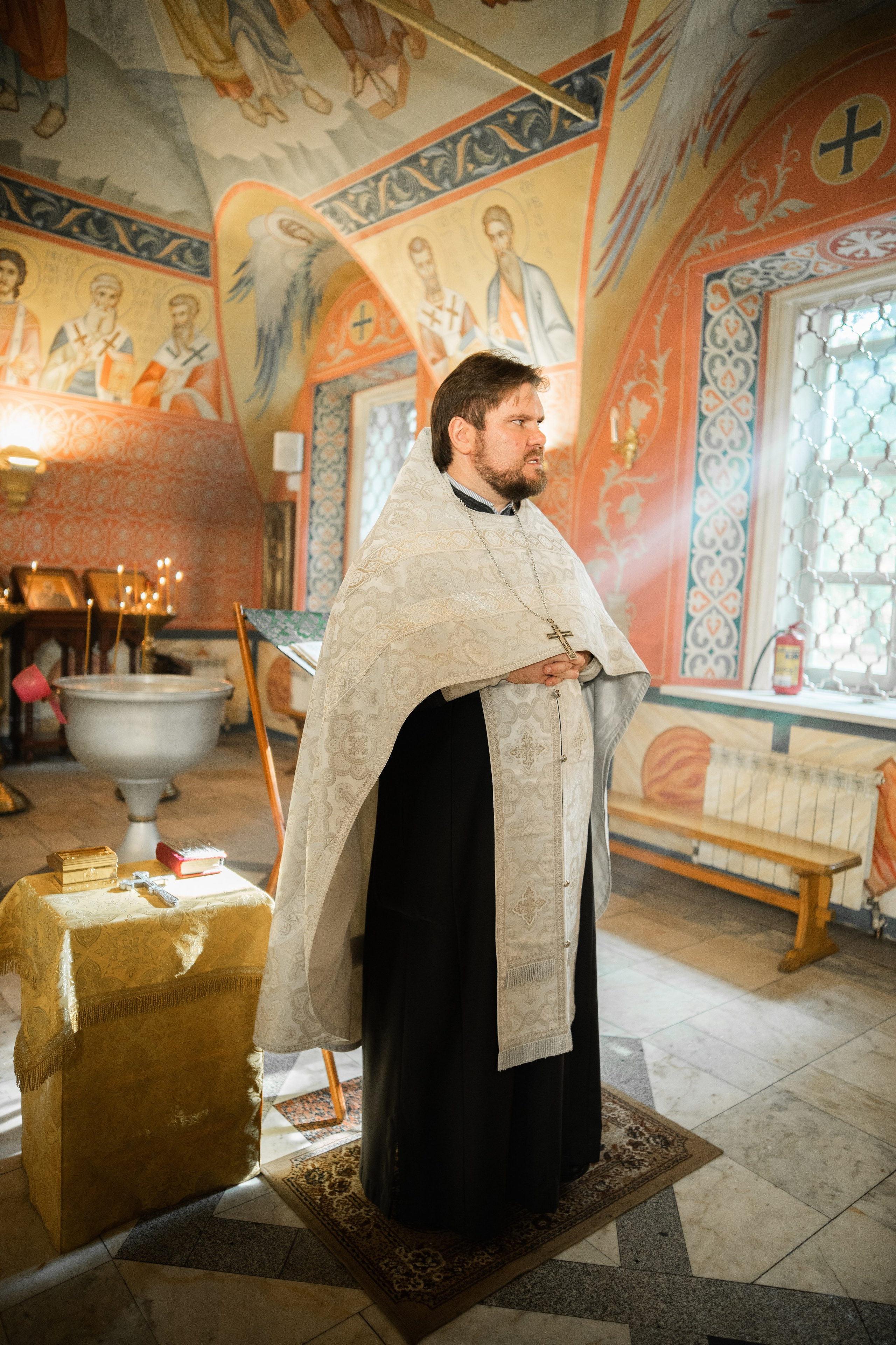 Крещение в храме Петра и Павла Нижний Новгород. Фотограф на крещение и венчание в Нижнем Новгороде.Свадебный Фотограф