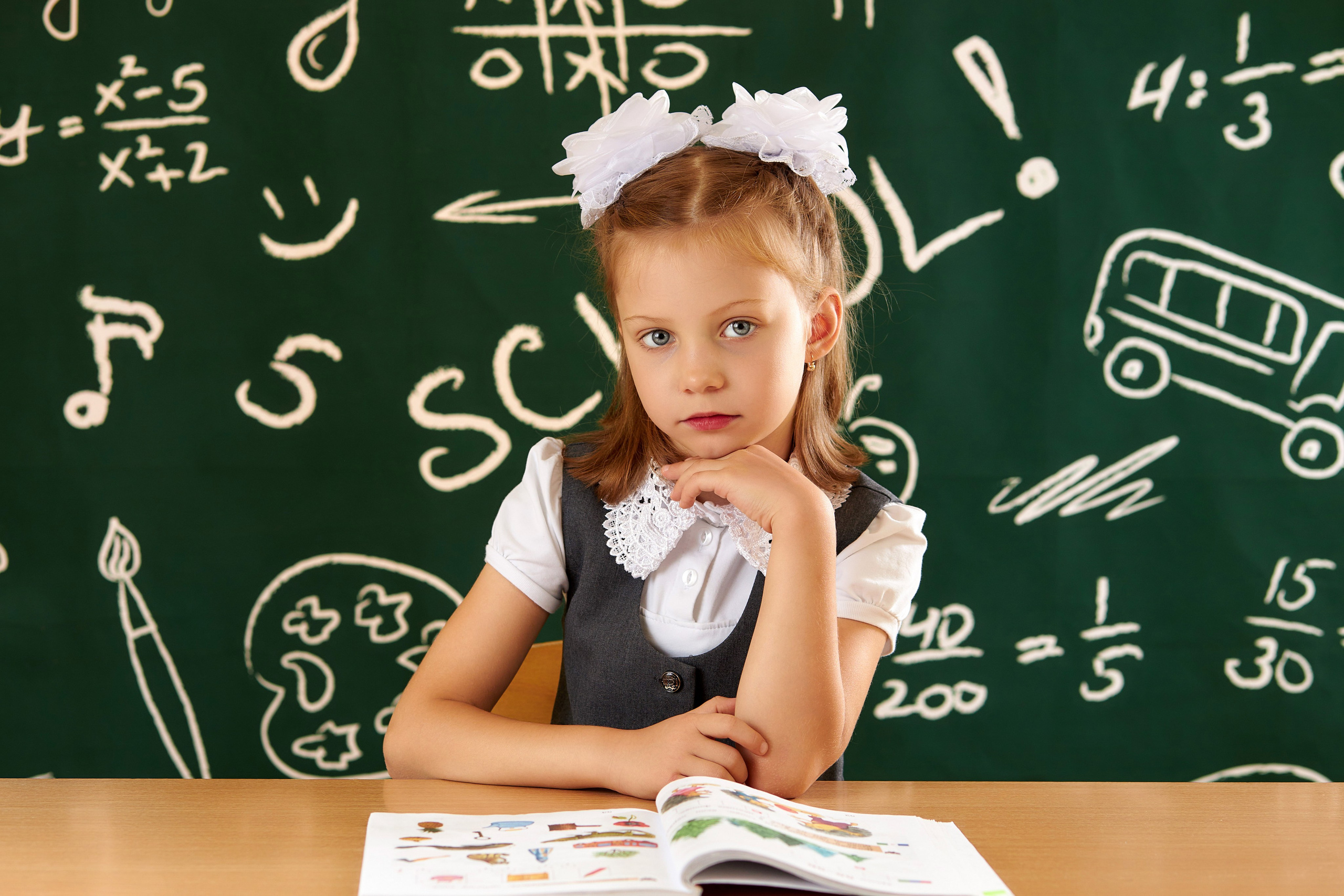 Средние портреты. Школьный фотограф Леонова Наталия