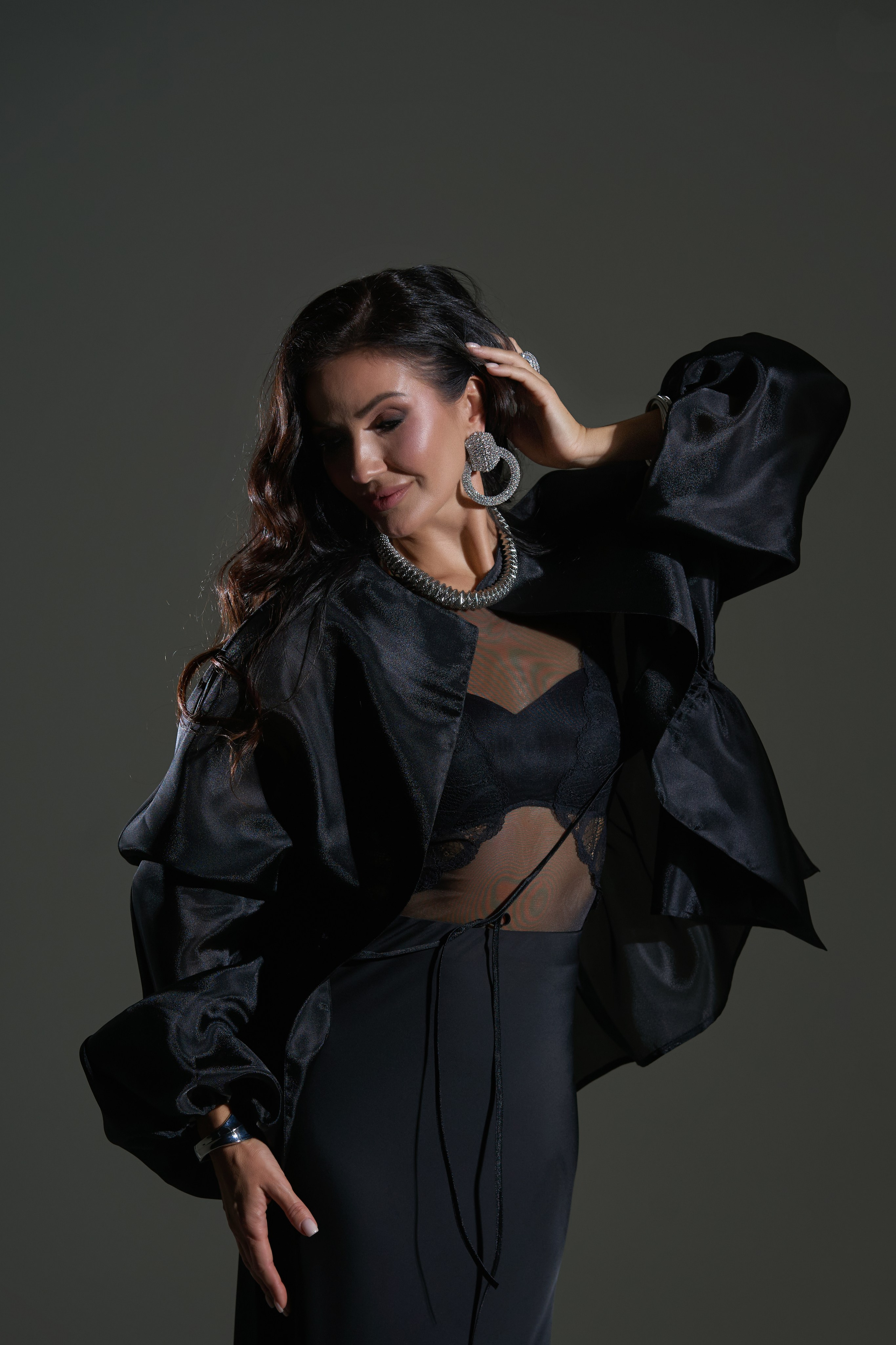 Портретная съемка в студии с разными схемами света. Фотограф Екатеринбург Кокшарова Александра