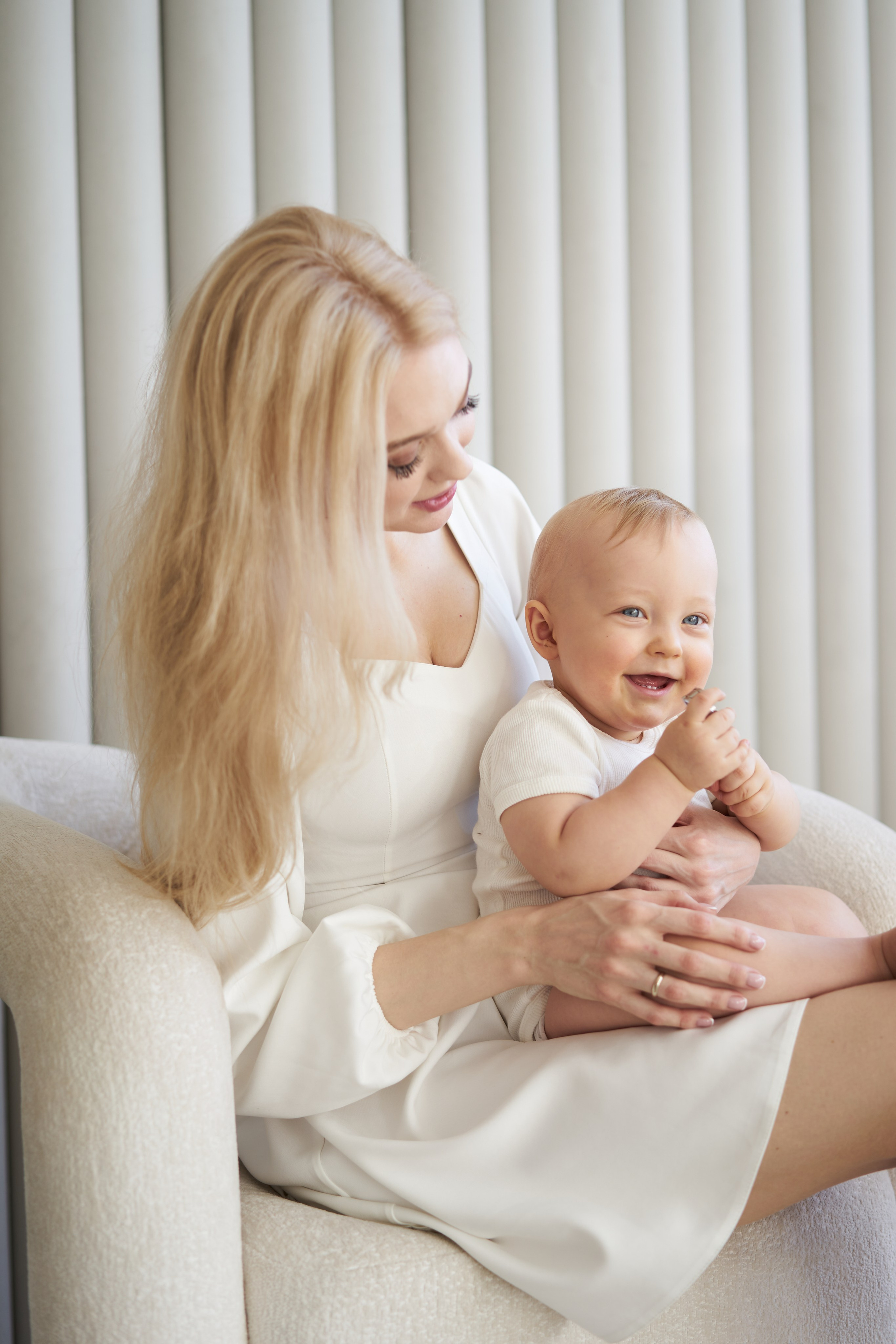 Семейная фотосессия в студии. Фотограф Екатеринбург Кокшарова Александра