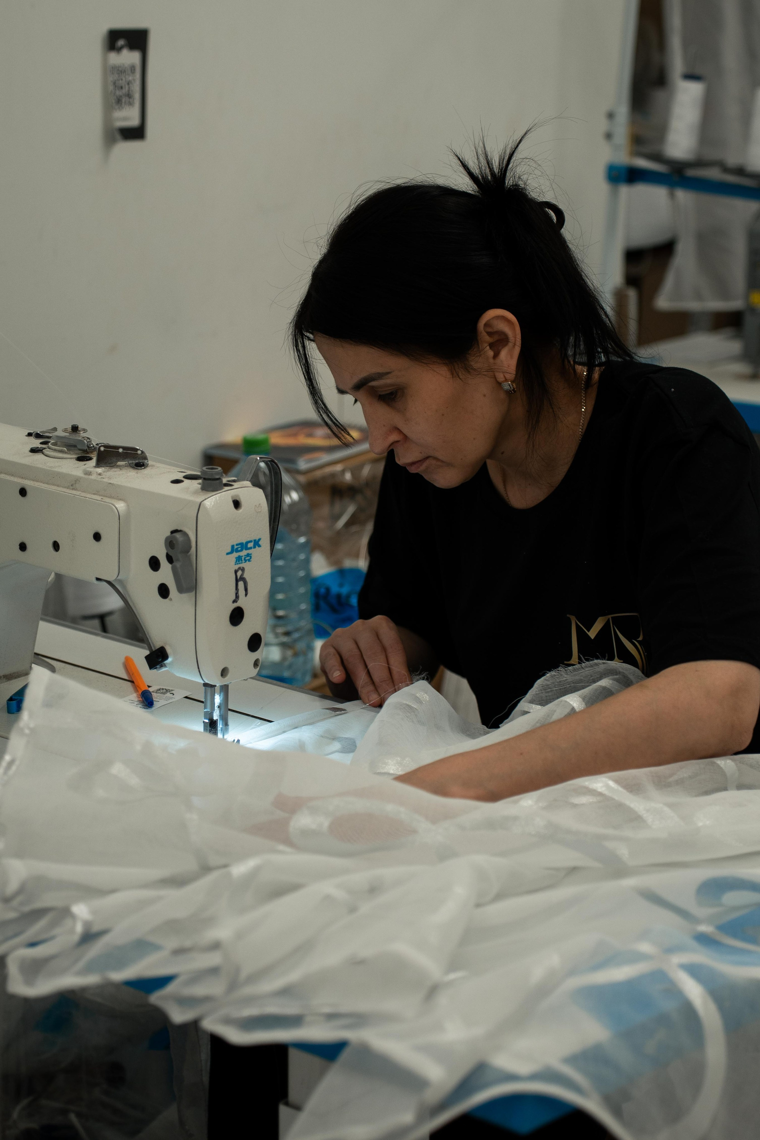 Производство 01.04.2026. Коммерческий и художественный фотограф и видеограф в Москве Арсений Тургенев