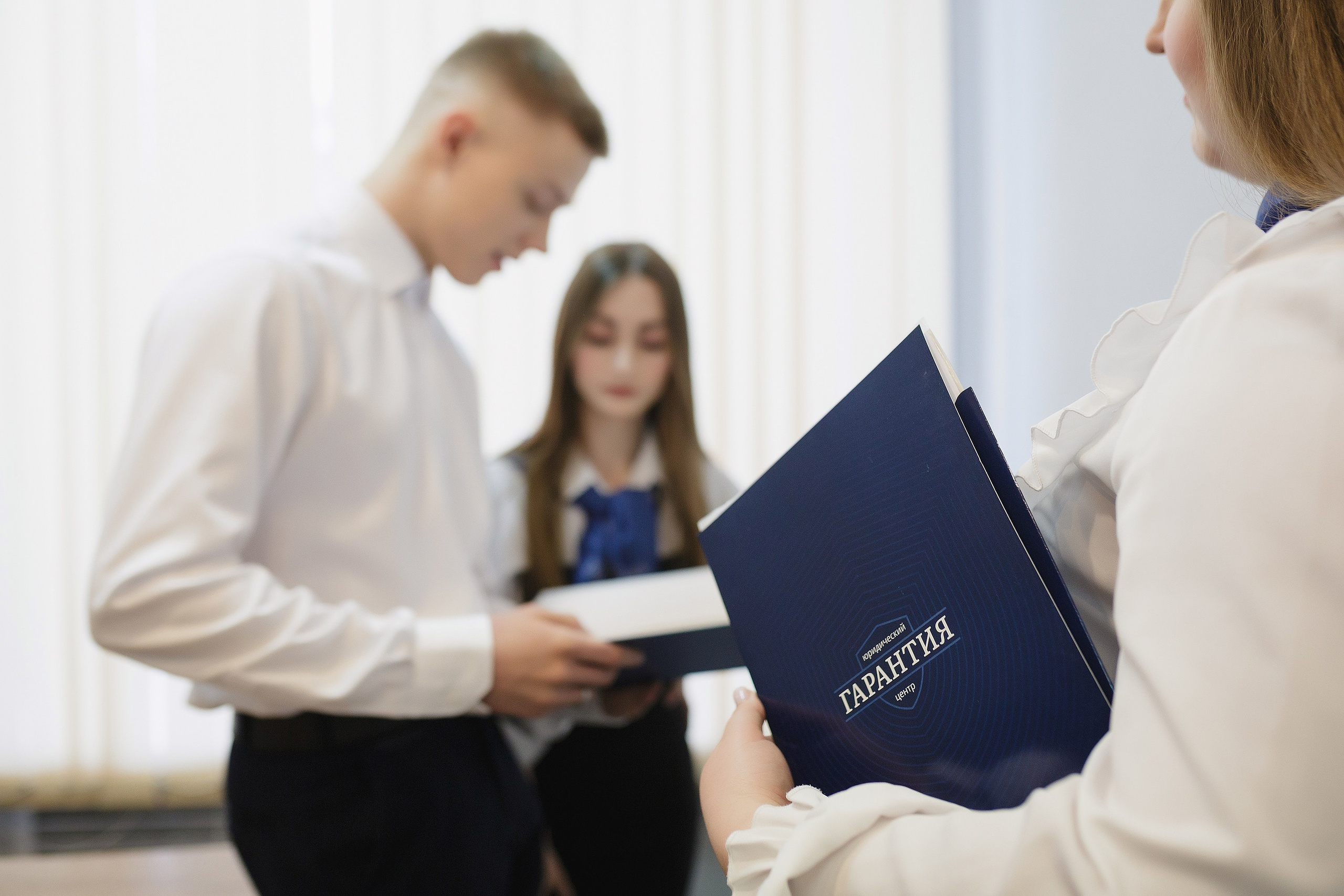 ДЕЛОВЫЕ. Roman Photo