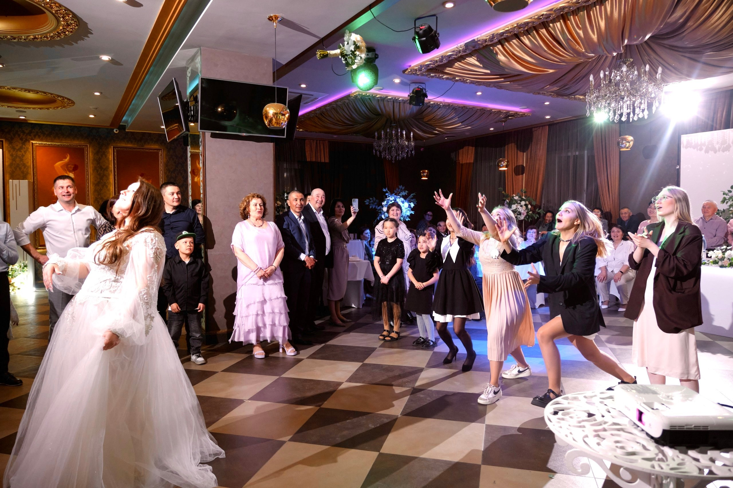 Нурсултан & Юлия. Фотограф в Самаре Татьяна Дубаносова