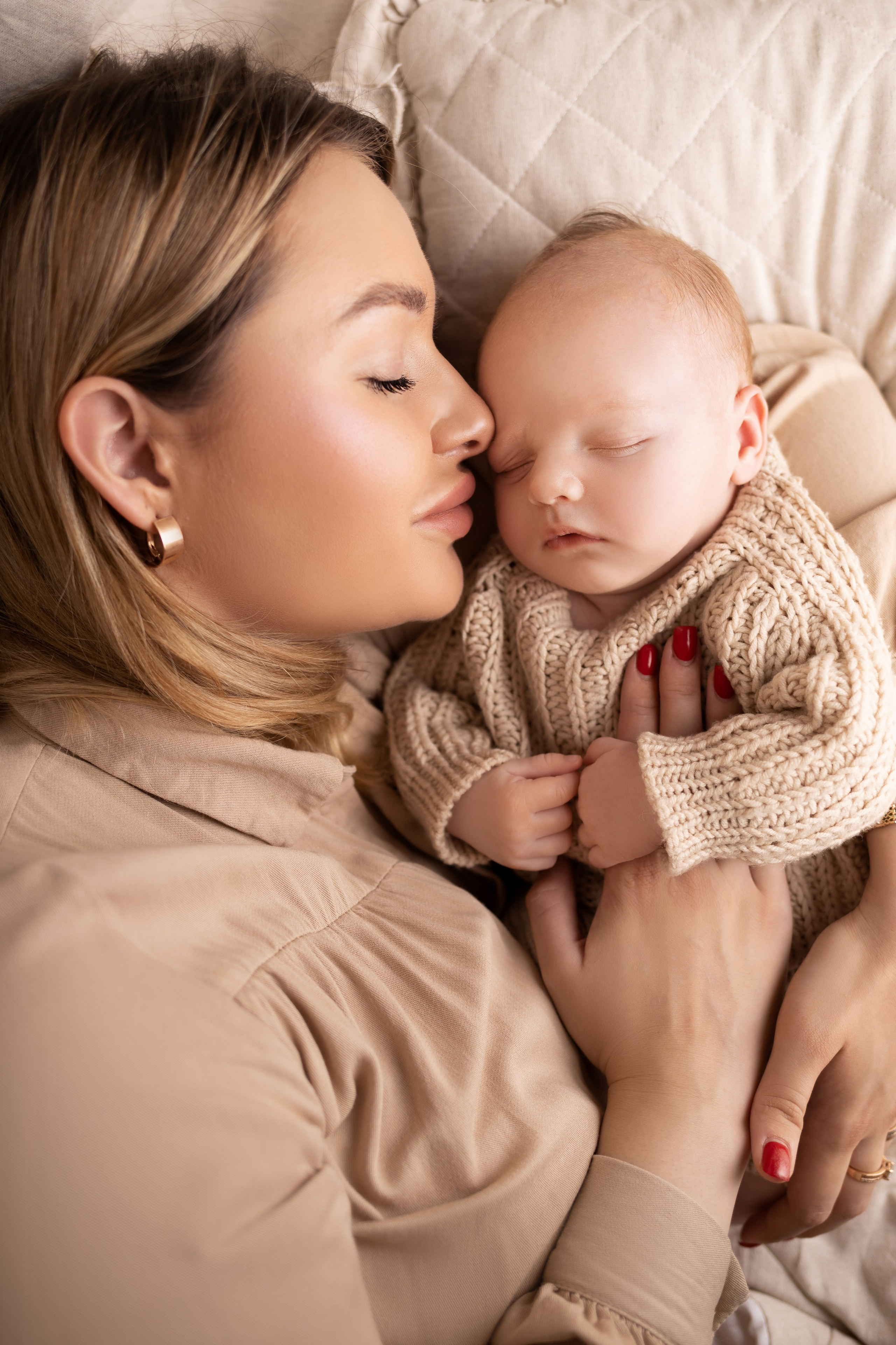 Семейные кадры от Elvira Kamaeva. Фотограф новорожденных малышей в Омске и Омской области Эльвира Камаева