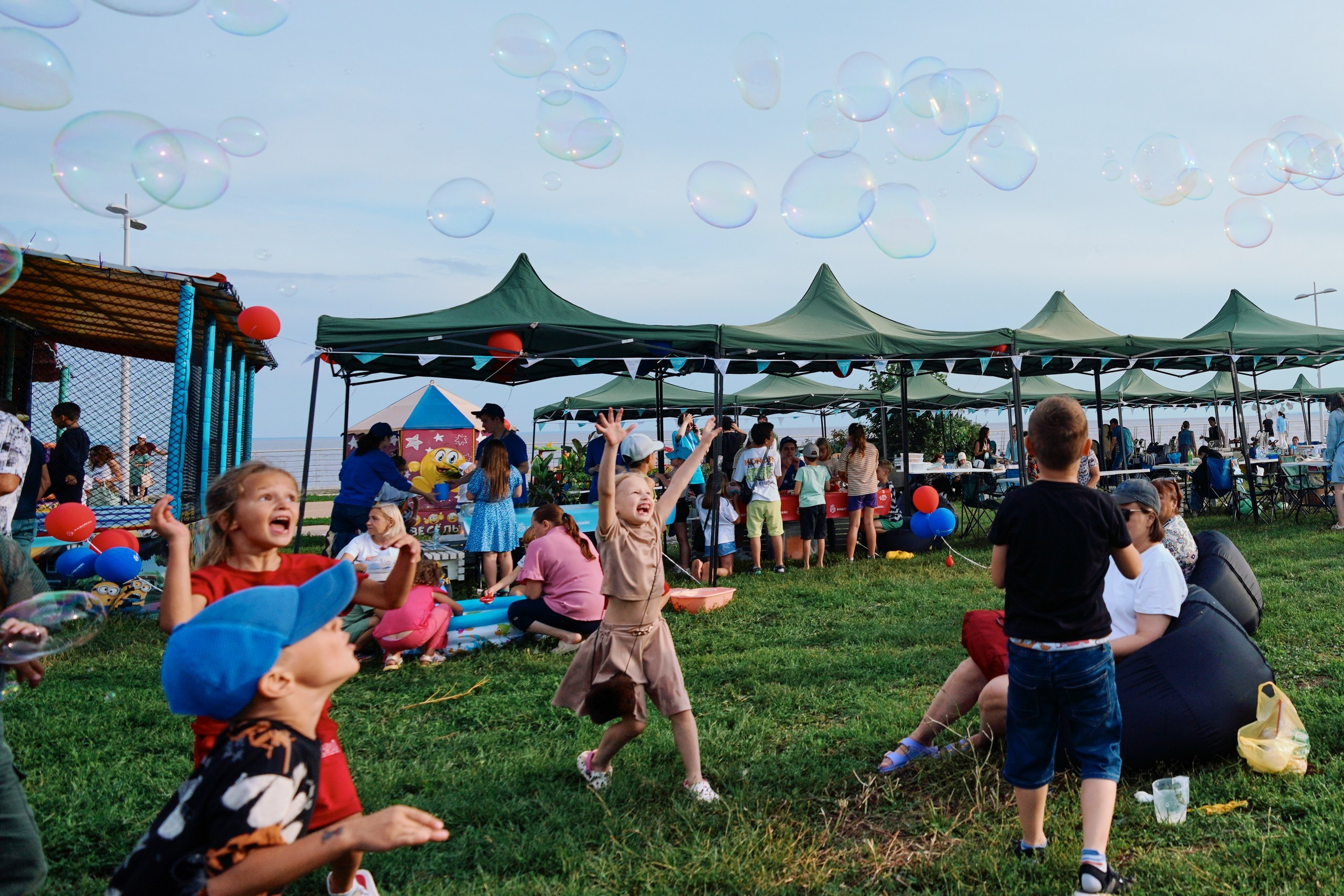 Пляжный маркет 2024, г. Лаишево. Фотограф Казань