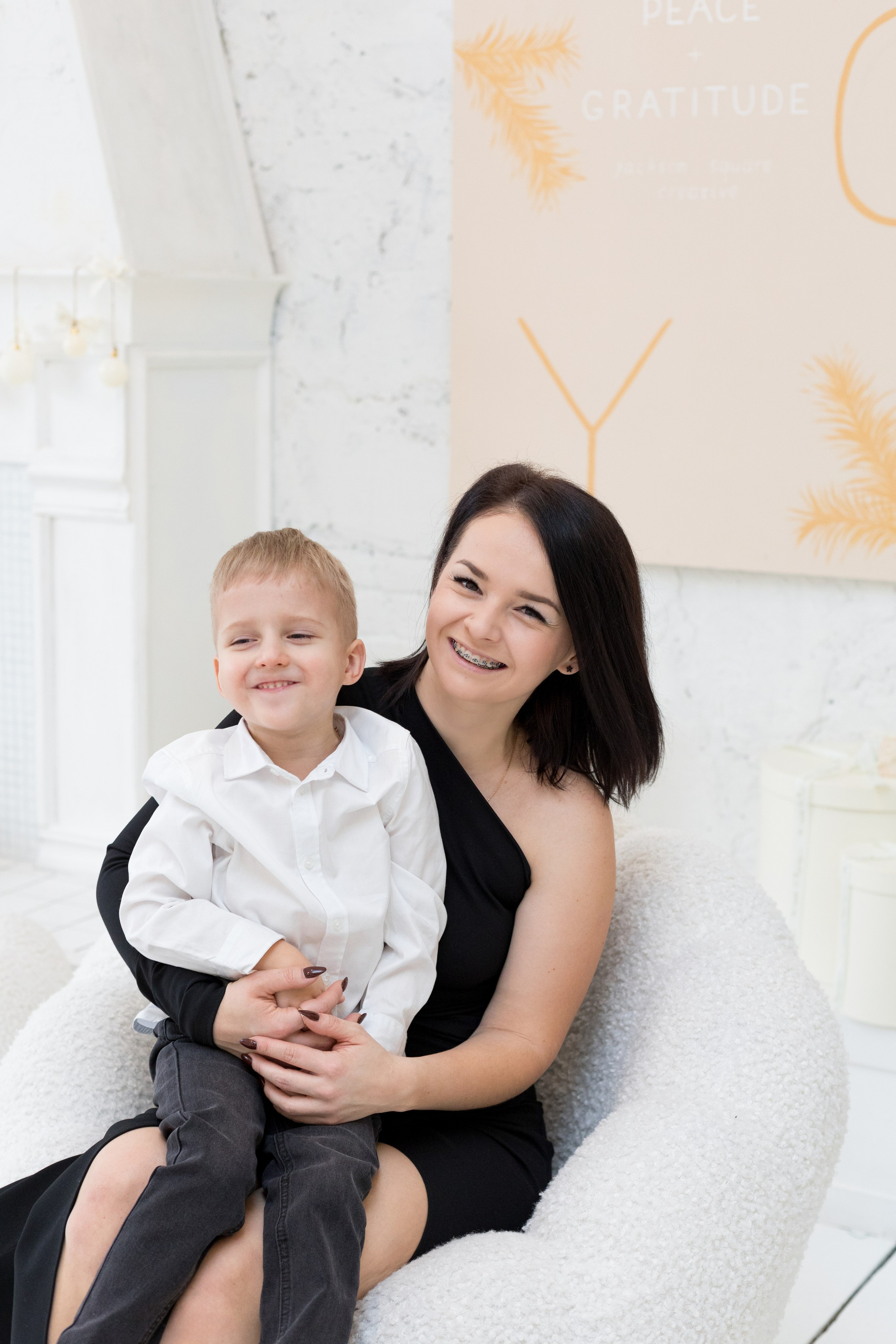 Новогодняя фотосессия Вероники и Феди. Детский и контент фотограф Надя Волкова Санкт-Петербург