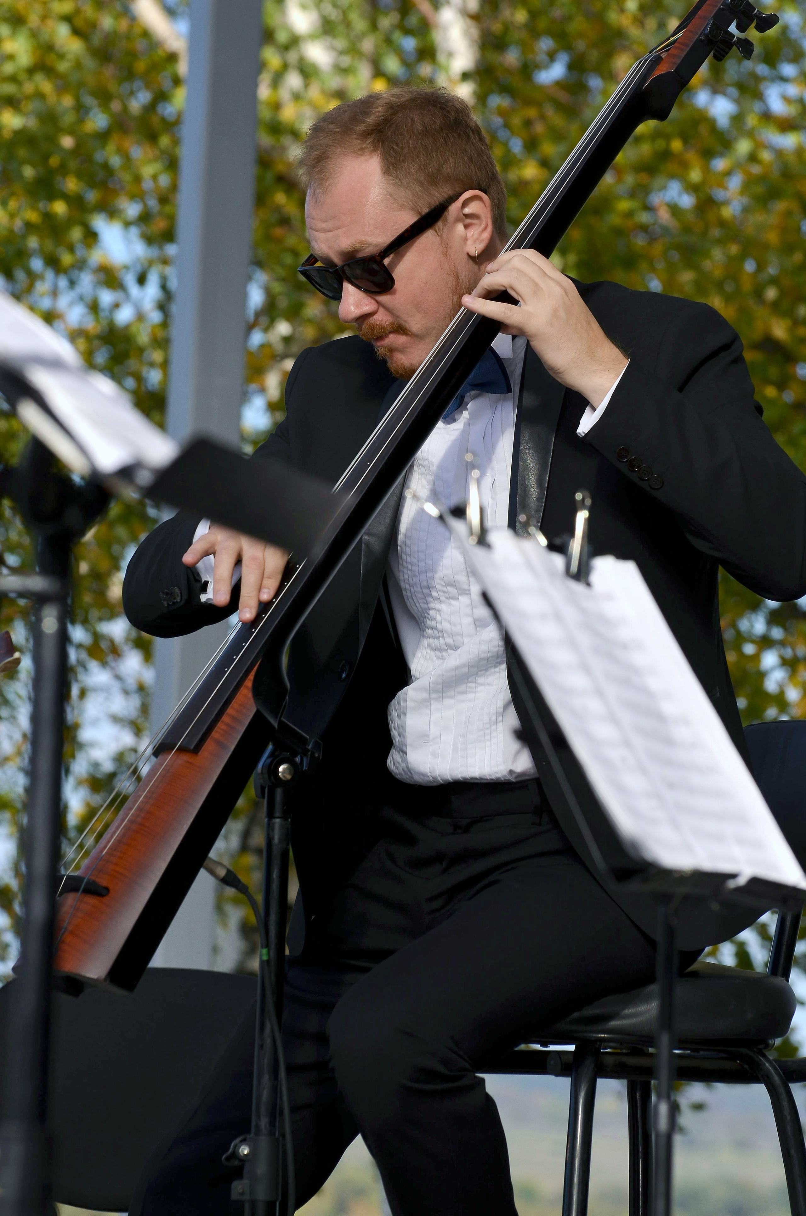 Евгений Дятлов. ФОТОГРАФ ВАШИХ МЕРОПРИЯТИЙ РЯЗАНЬ СЕРГЕЙ КЛЮЕВ Концертная фотография близка к репортажу и портретной съемке