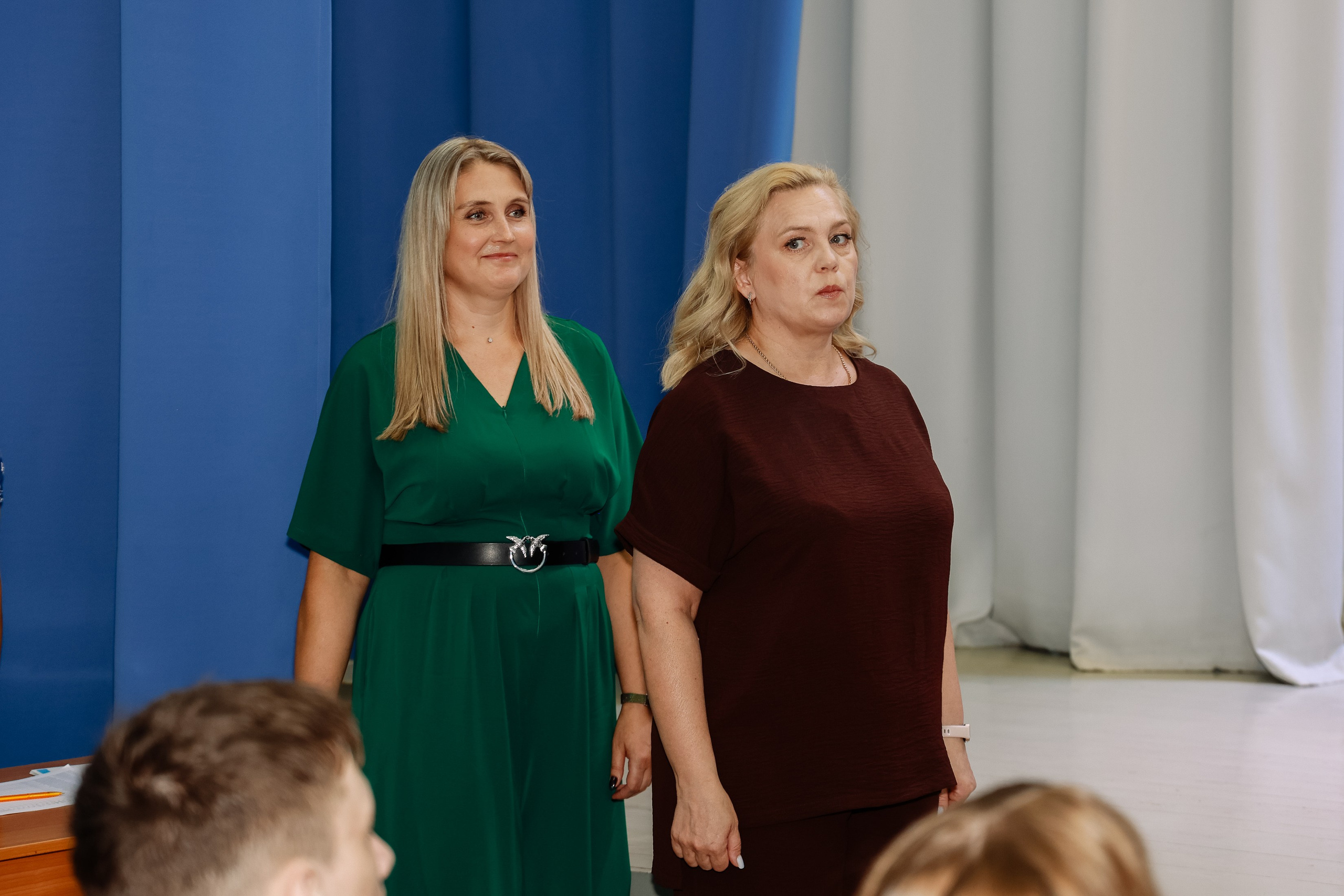 Выдача Аттестатов школа 210. Фотограф Юлия Мальцева