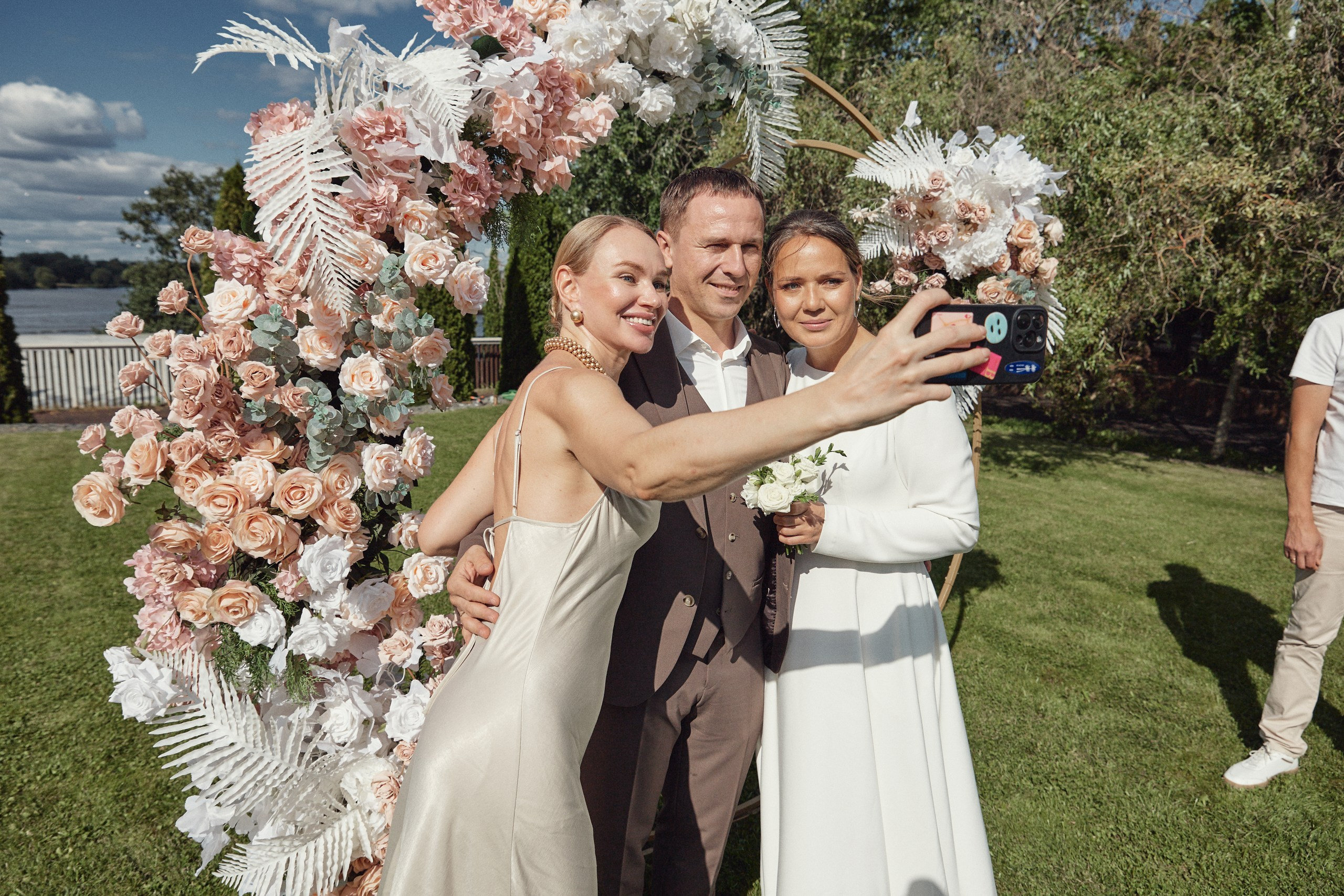 Счастье здесь. Свадебный фотограф Антон Артюшин. Работаю в Нижнем Новгороде и Москве