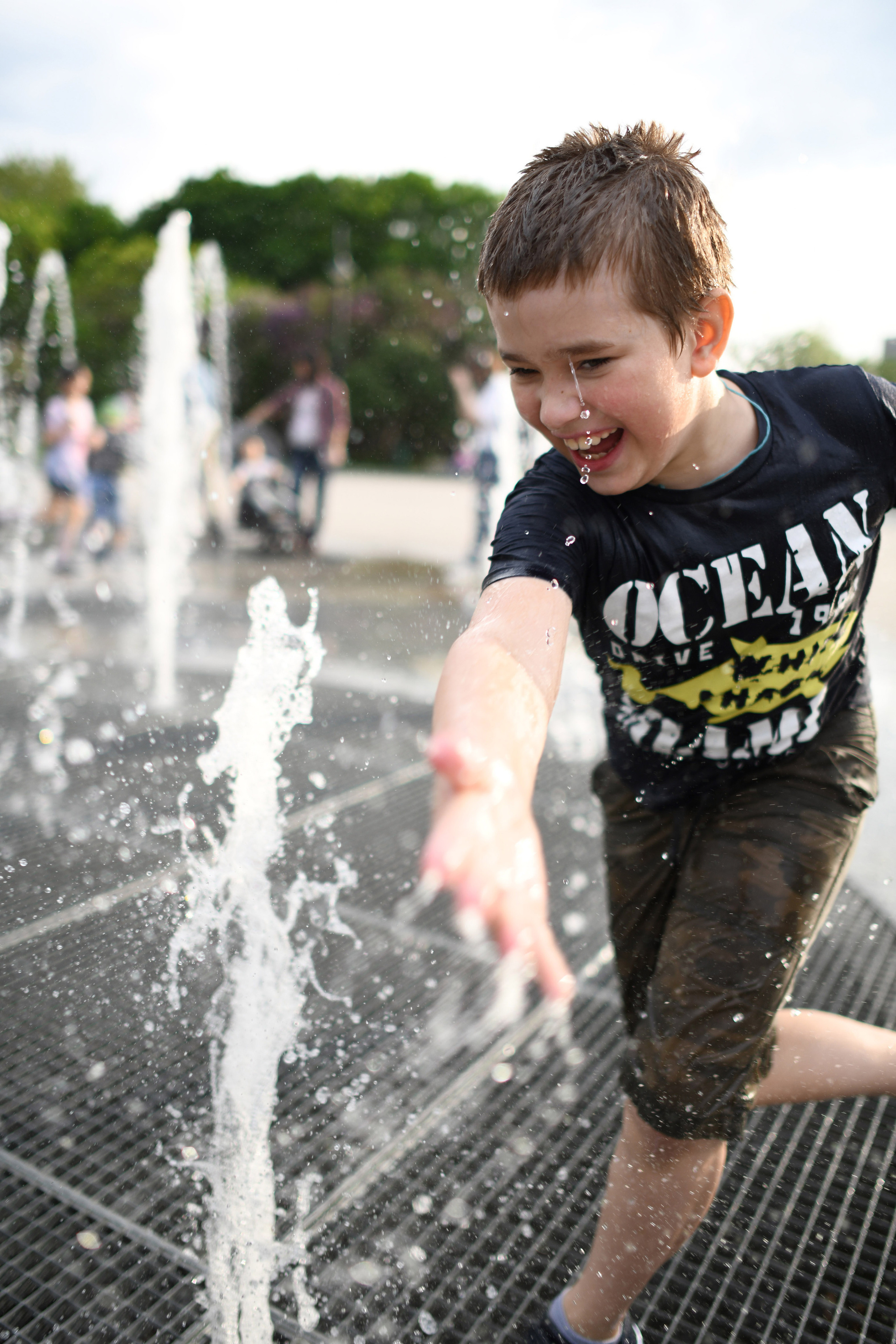 Дети и фонтан. Съёмка Крещения и Венчания в Москве Галина Борисова