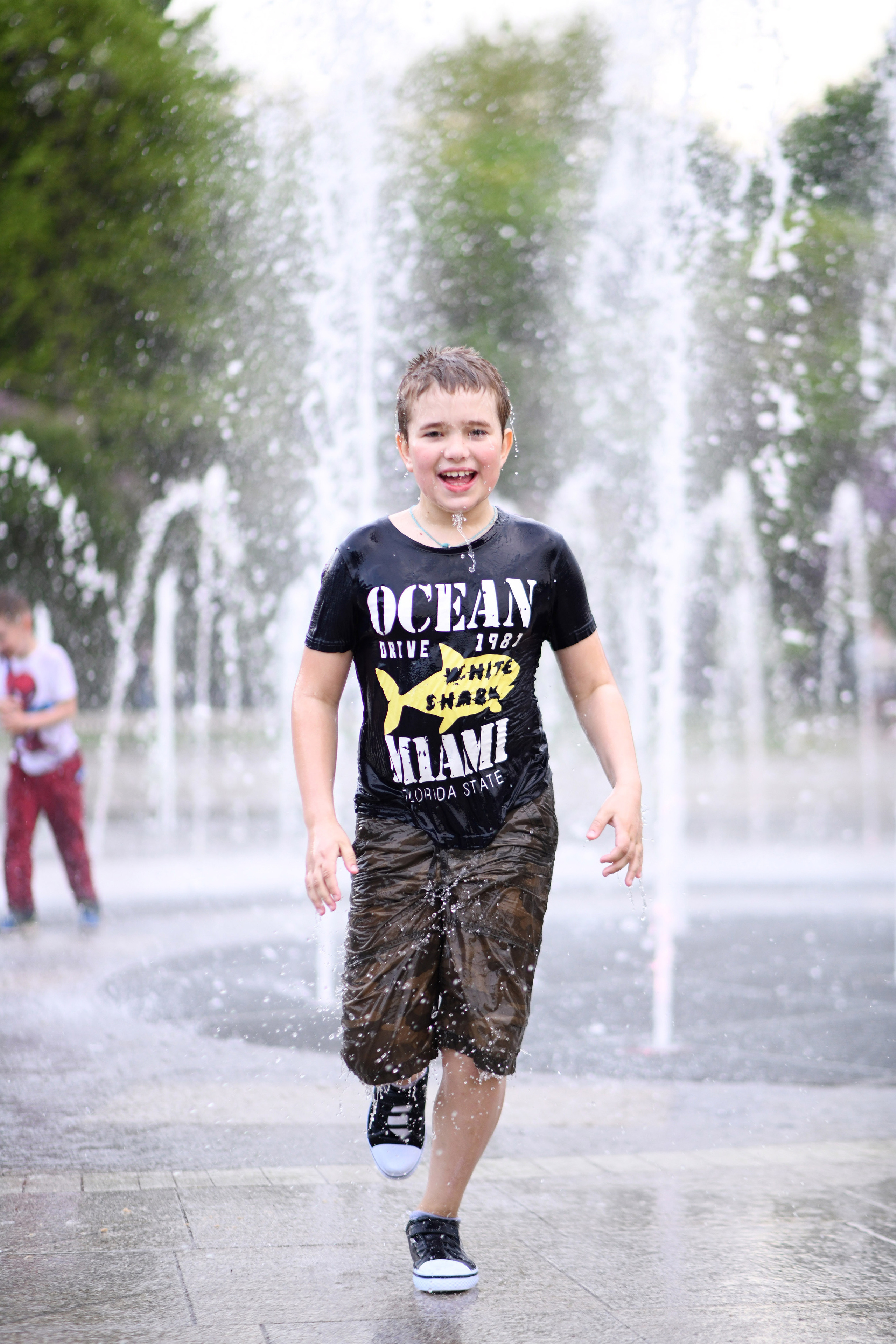 Дети и фонтан. Съёмка Крещения и Венчания в Москве Галина Борисова