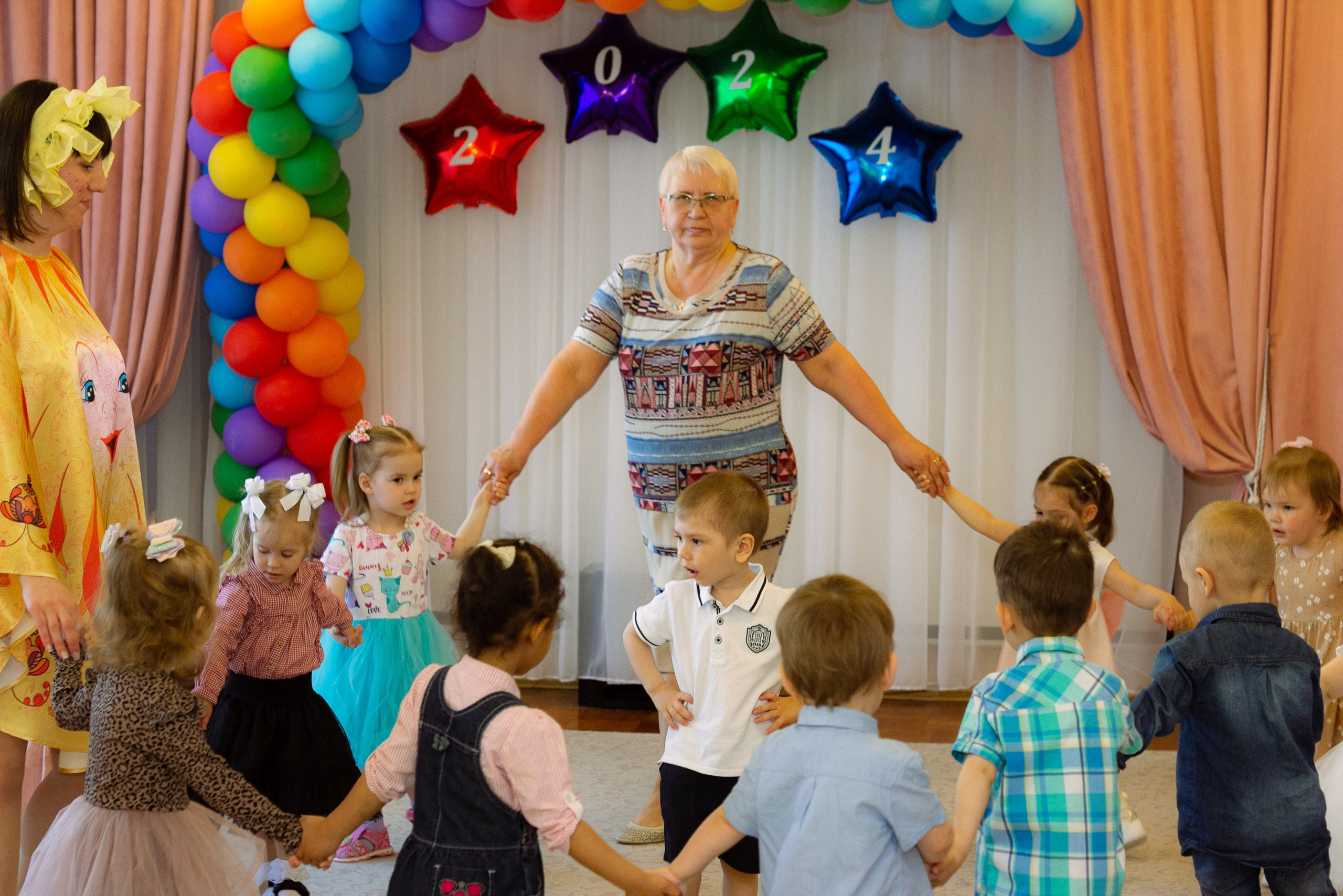 Утренник в яслях. Фотограф Великий Новгород Татьяна Чиглинцева