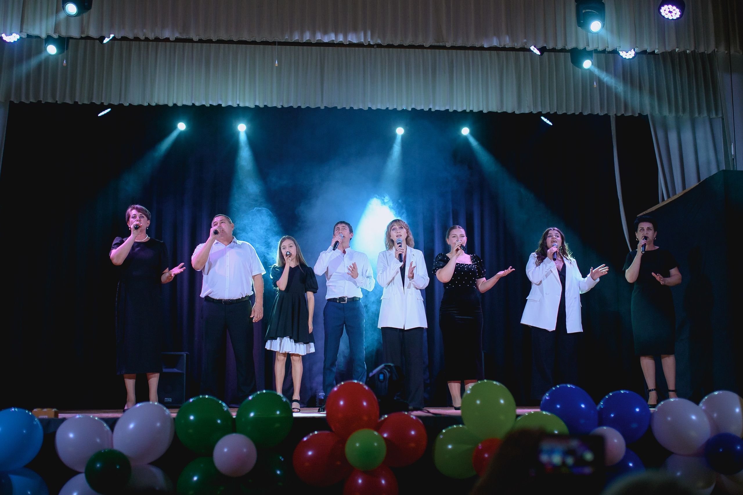 Концерт от 28.11.2025. Березанский КДЦ. День матери. Фотограф Котова Валентина