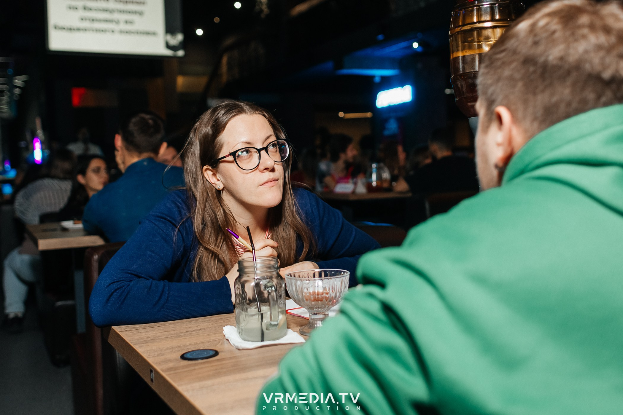 WoW QuiZ в баре «Друзья»