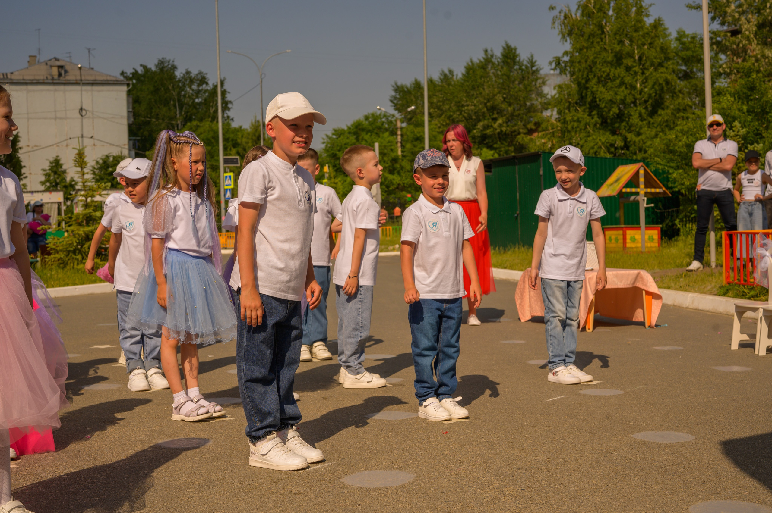 Репортаж выпускного группа «Фантазёры» 3 садик. Фотограф новорожденных, семейный детский в Тюмени Татьяна Морозова