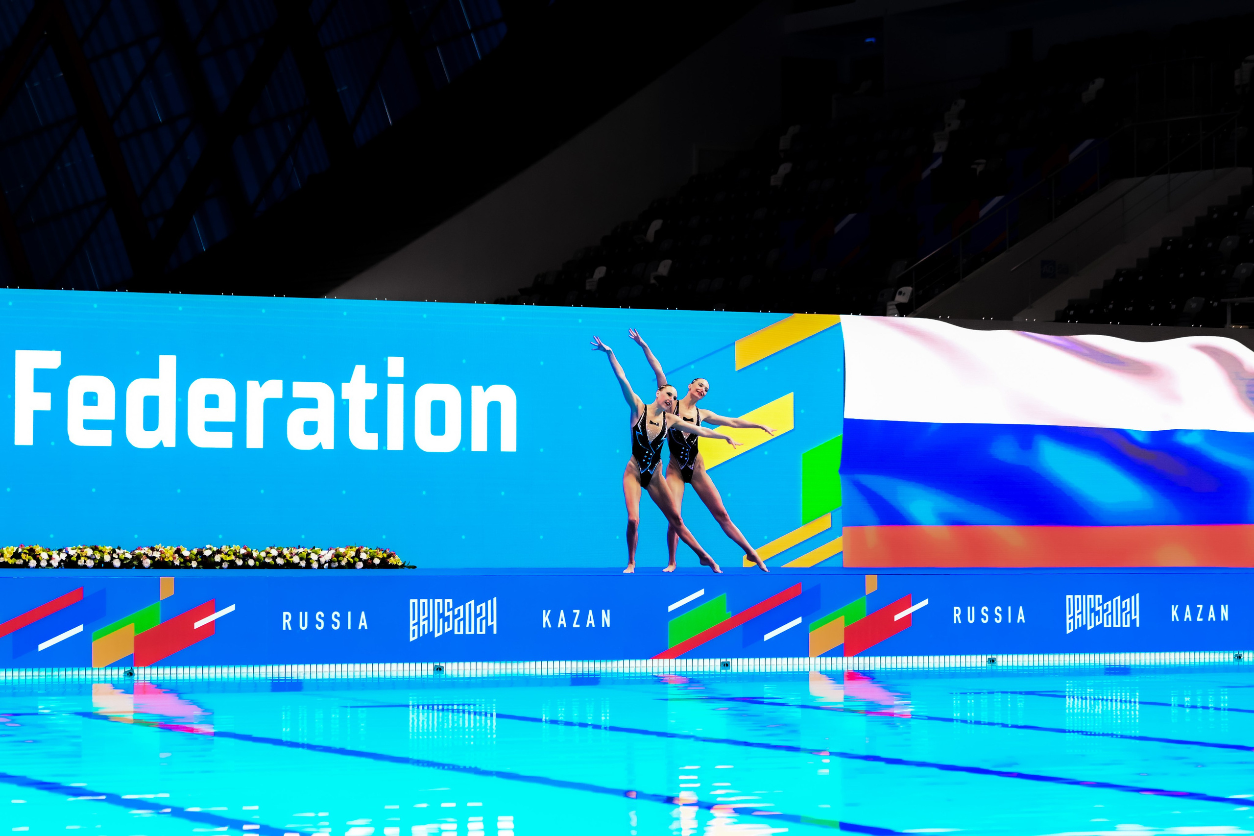 Синхронное плавание «Спортивные игры стран БРИКС». Спортивный и репортажный фотограф в Казани Вячеслав Сатонин