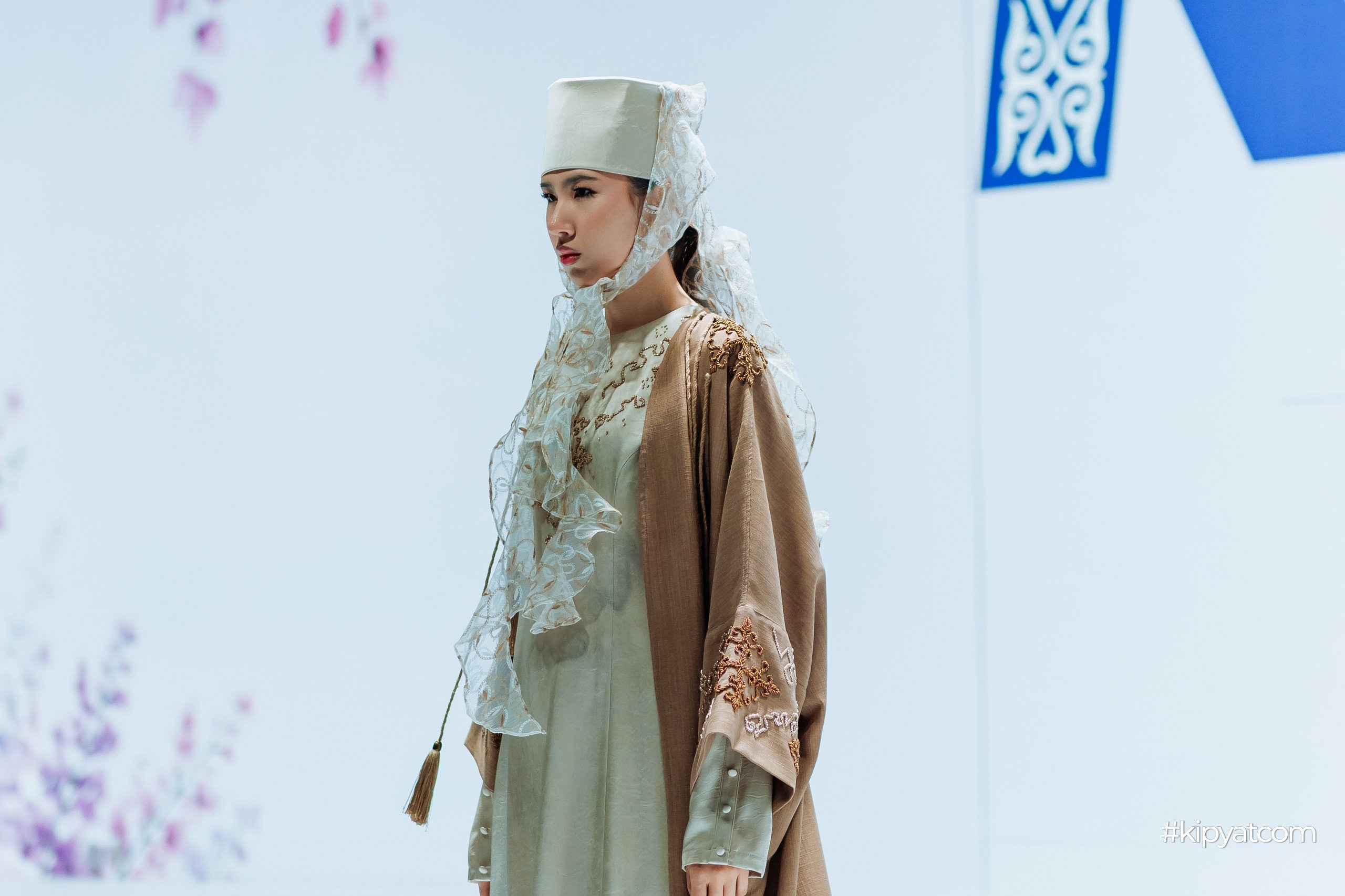 KAZAKHSTAN FASHION WEEK SHYMKENT 11 SEASON. Кипятком Шымкент