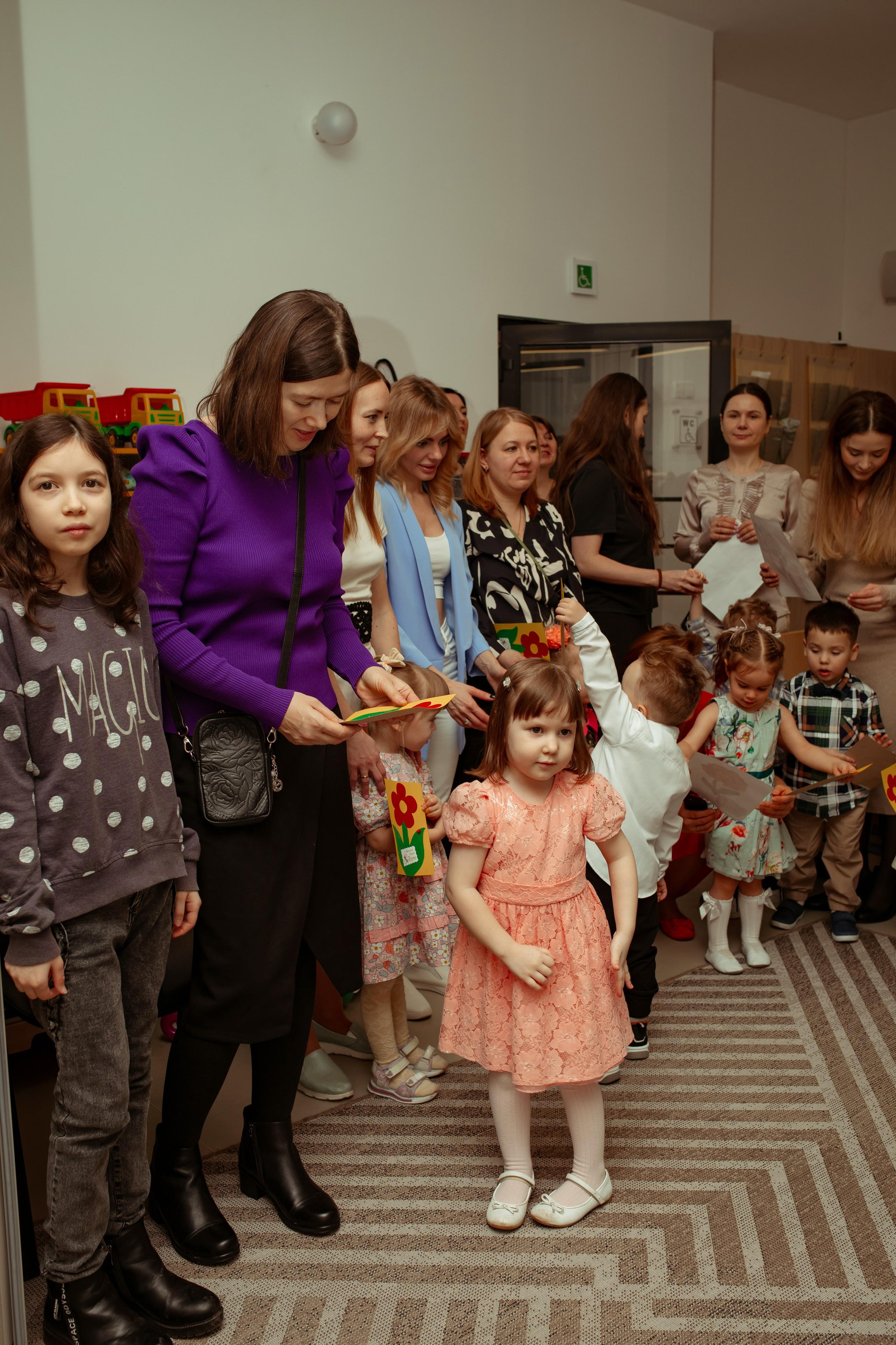 Праздник весны в детском саду. Семейный и детский фотограф в Москве Дорогова Екатерина