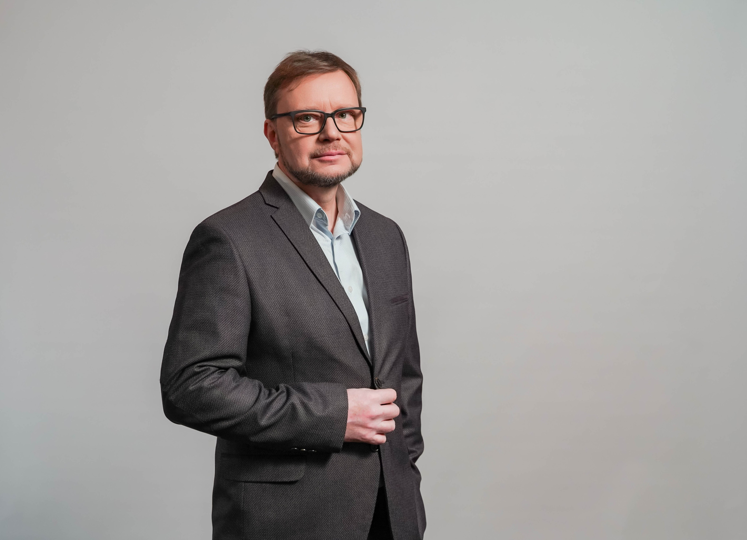 Корпоративные портреты сотрудников. Свадебный и семейный фотограф в Омске Белозерова Александра