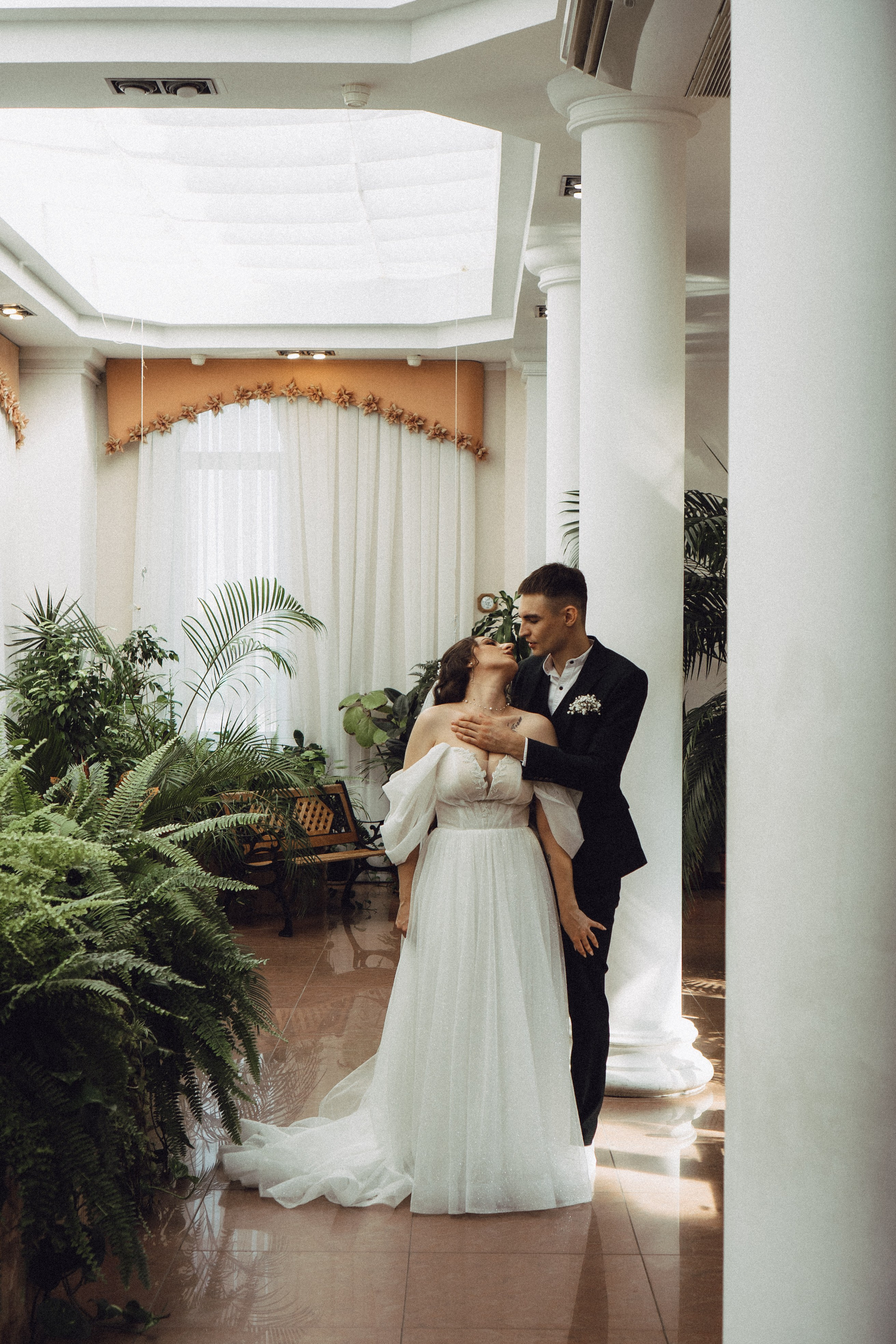 СВАДЕБНАЯ СЬЕМК В ПАРКЕ 300-ЛЕТИЯ. Профессиональный фотограф, Санкт-Петербург — Виктория Богомолова