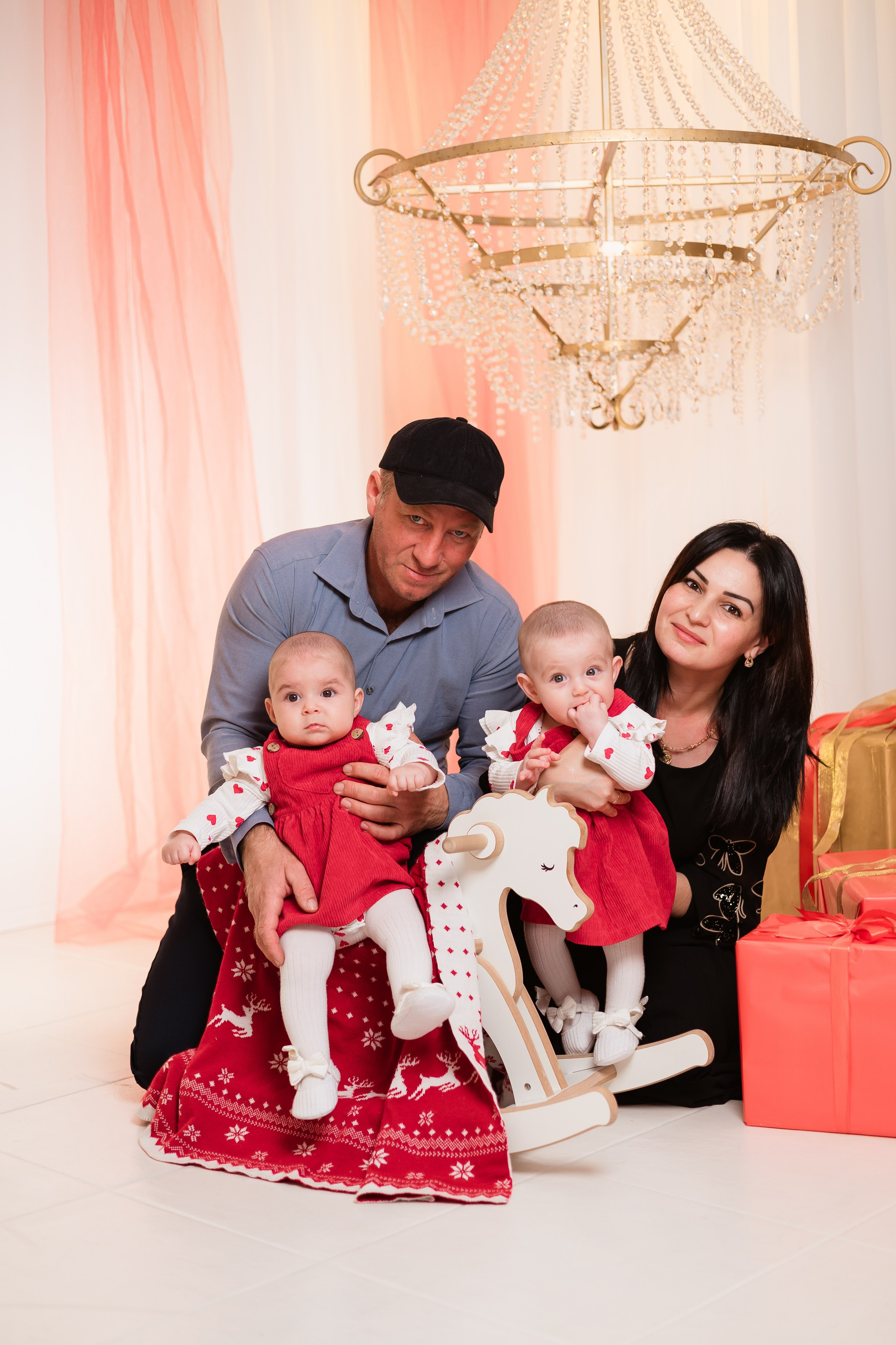 Family | New year 2025. Свадебный и семейный фотограф | SVET.photo