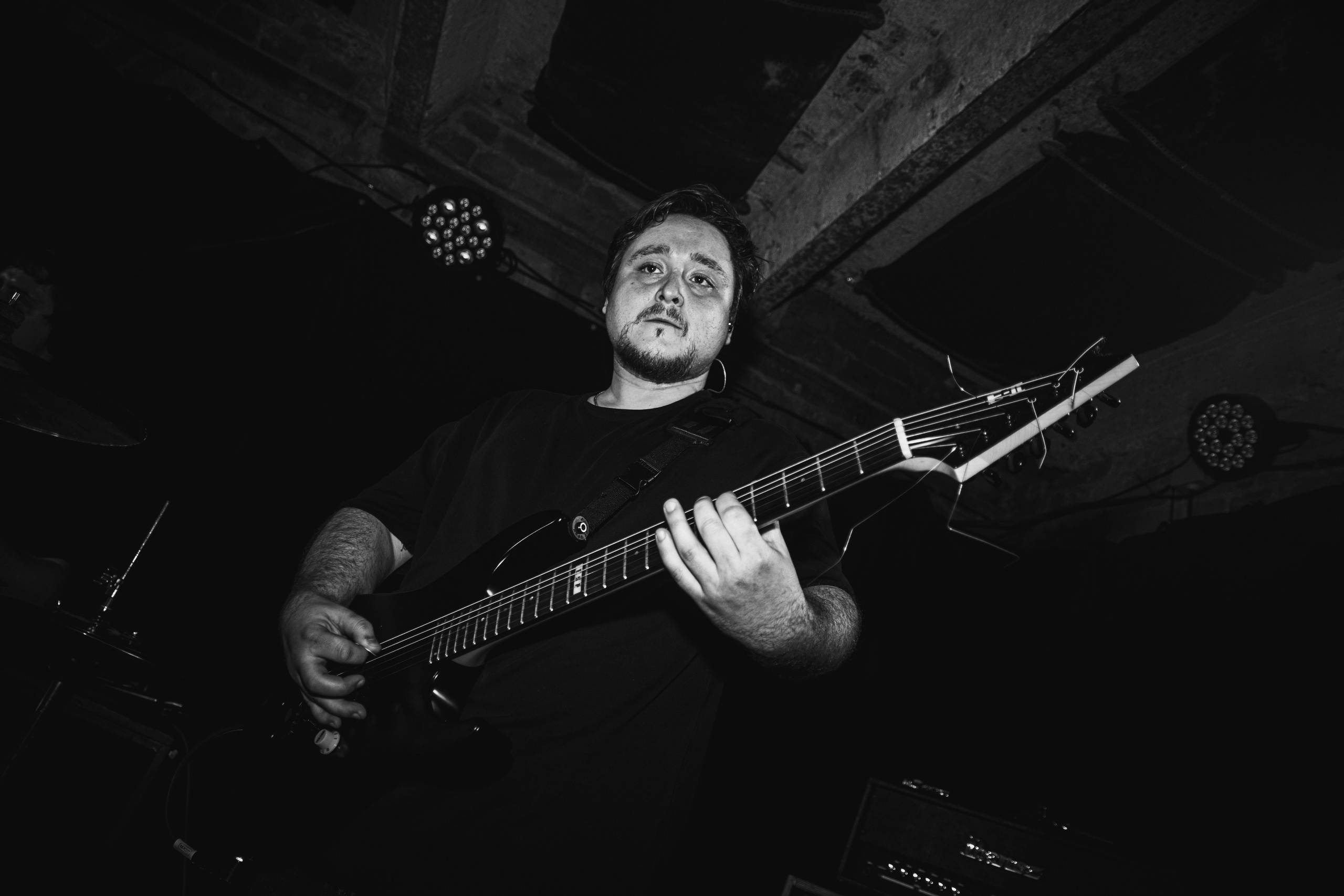 Laugar & Шумы Штормовых Широт & Пожары На Дальнем Севере 11.10.2025. Репортажный фотограф в Москве Legiodot