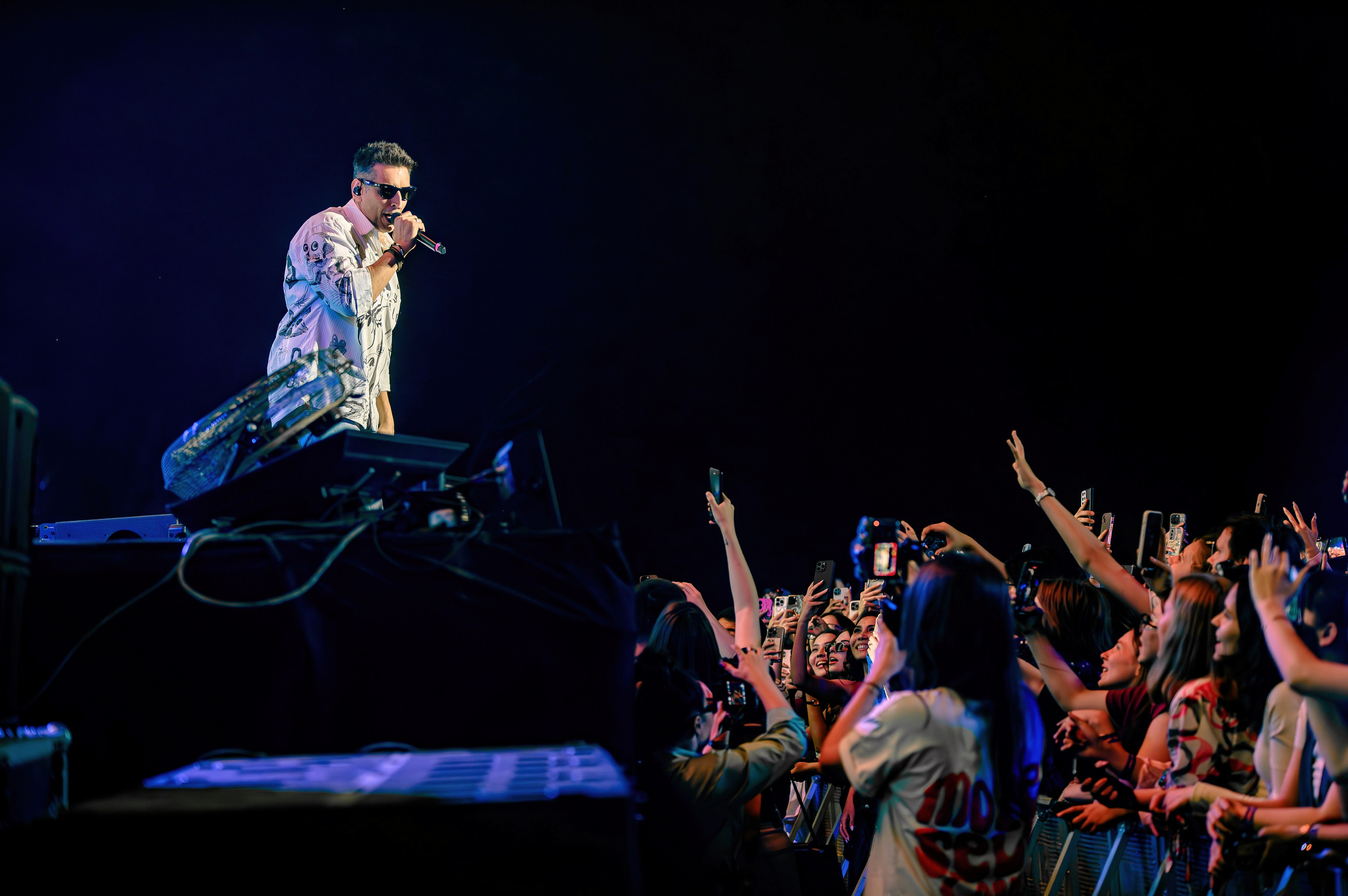 Концерты. Фестивали. Елена Северина фотограф, Алматы: репортаж (спорт, концерты, конференции), предметная и фуд-съёмка, портреты, каталоги, фэшн, ретушь