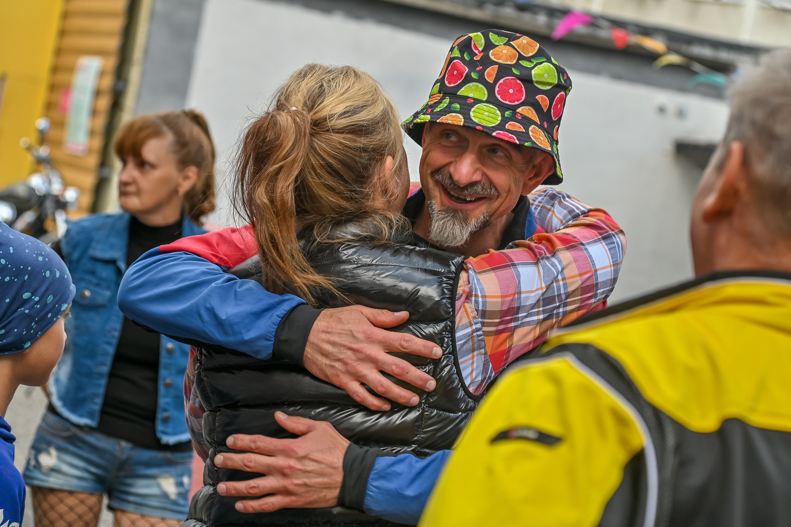 Мутные типочки на районе… Съемка клипа 21.08.2022. Репортажный профессиональный фотограф-любитель