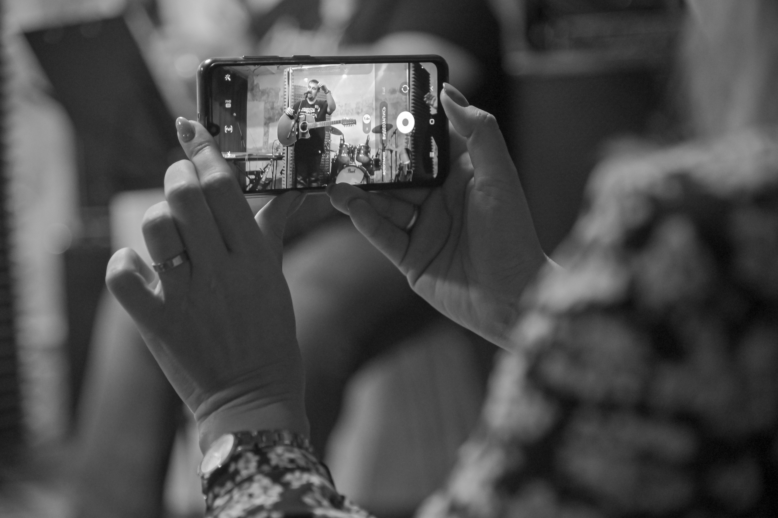 Творческий вечер Михаила Гребенникова в РКС «БАZА 24». Репортажный профессиональный фотограф-любитель