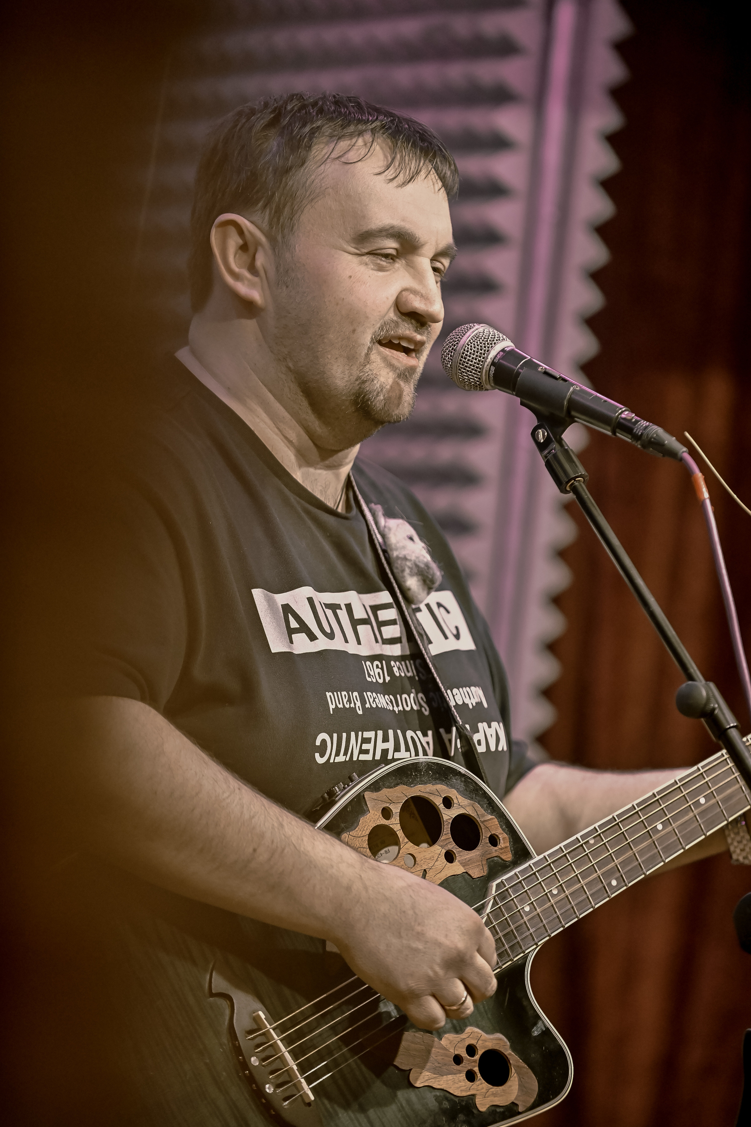 Творческий вечер Михаила Гребенникова в РКС «БАZА 24». Репортажный профессиональный фотограф-любитель