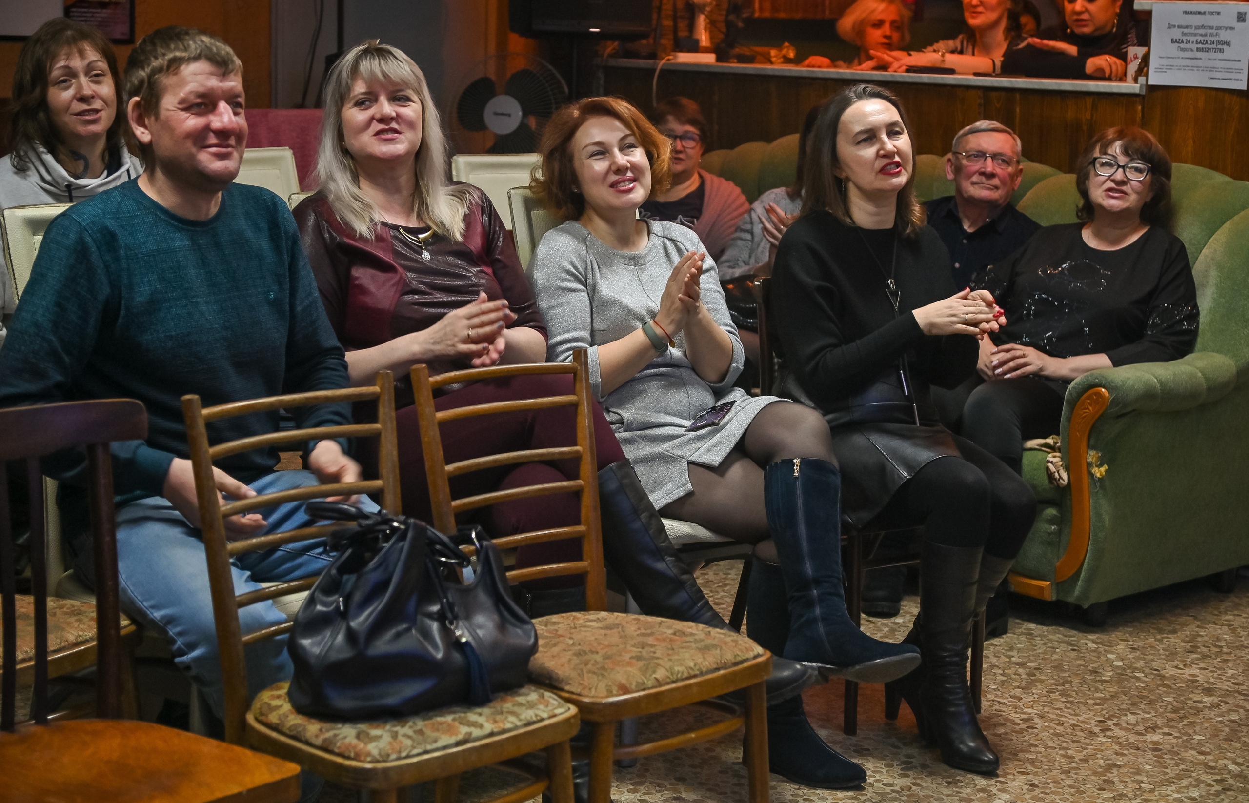 Творческий вечер Михаила Гребенникова в РКС «БАZА 24». Репортажный профессиональный фотограф-любитель