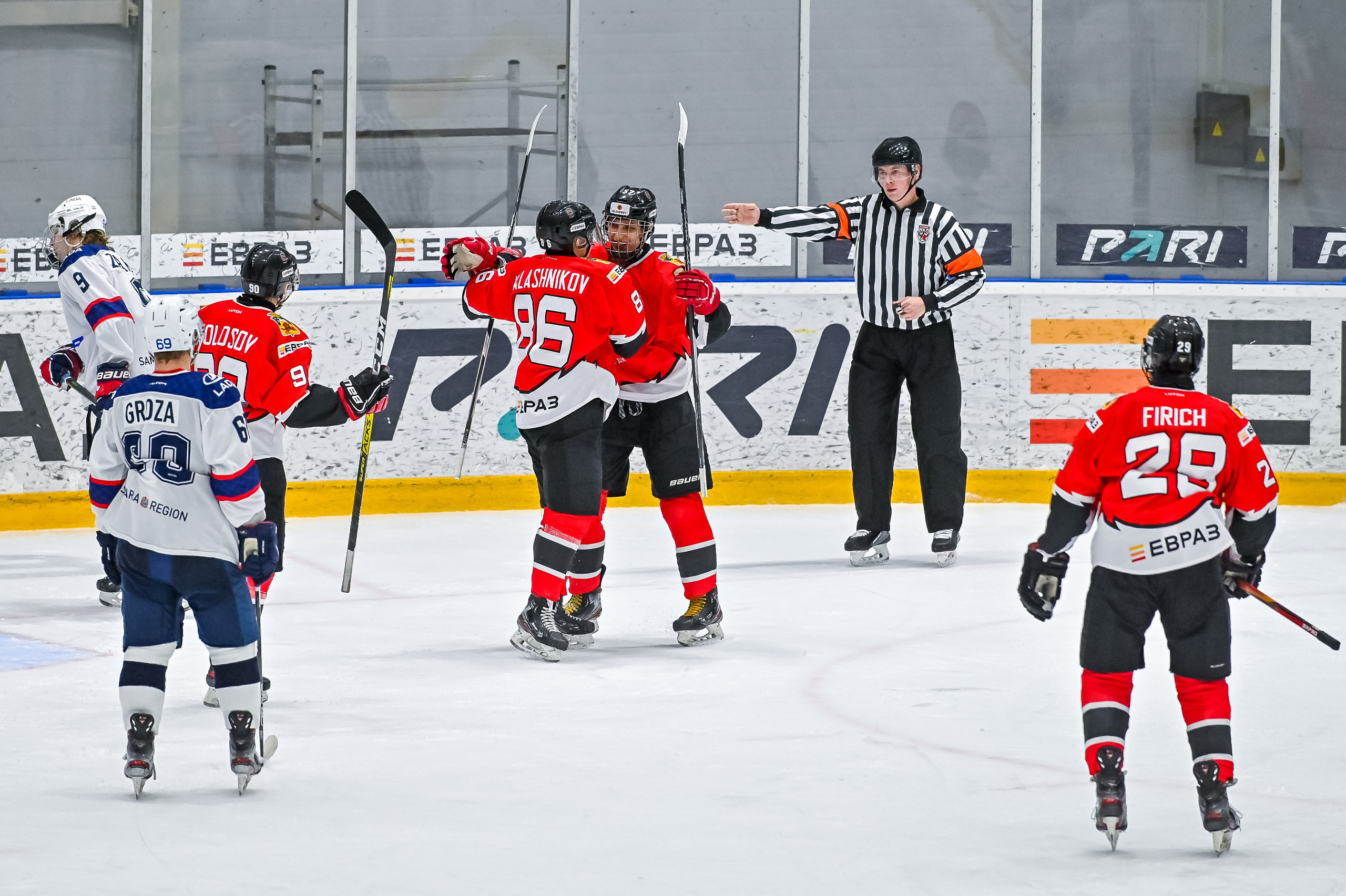 «Кузнецкие Медведи» — «Ладья» 06.01.2023. Репортажный профессиональный фотограф-любитель