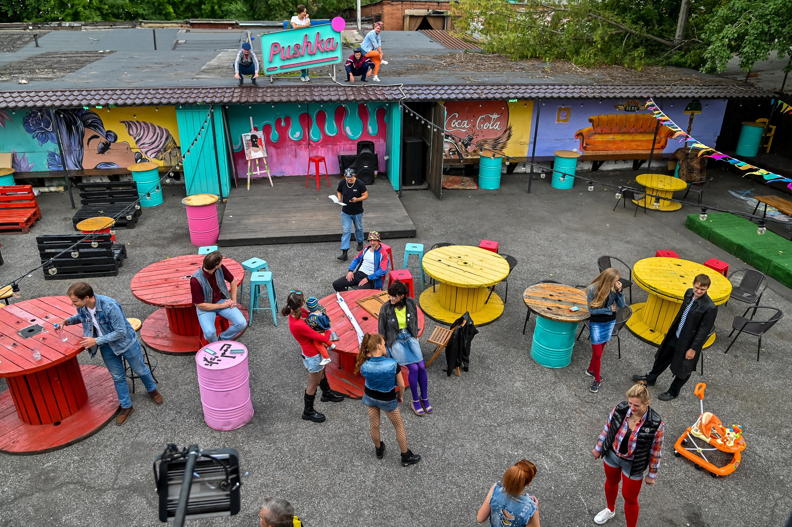 Мутные типочки на районе… Съемка клипа 21.08.2022. Репортажный профессиональный фотограф-любитель