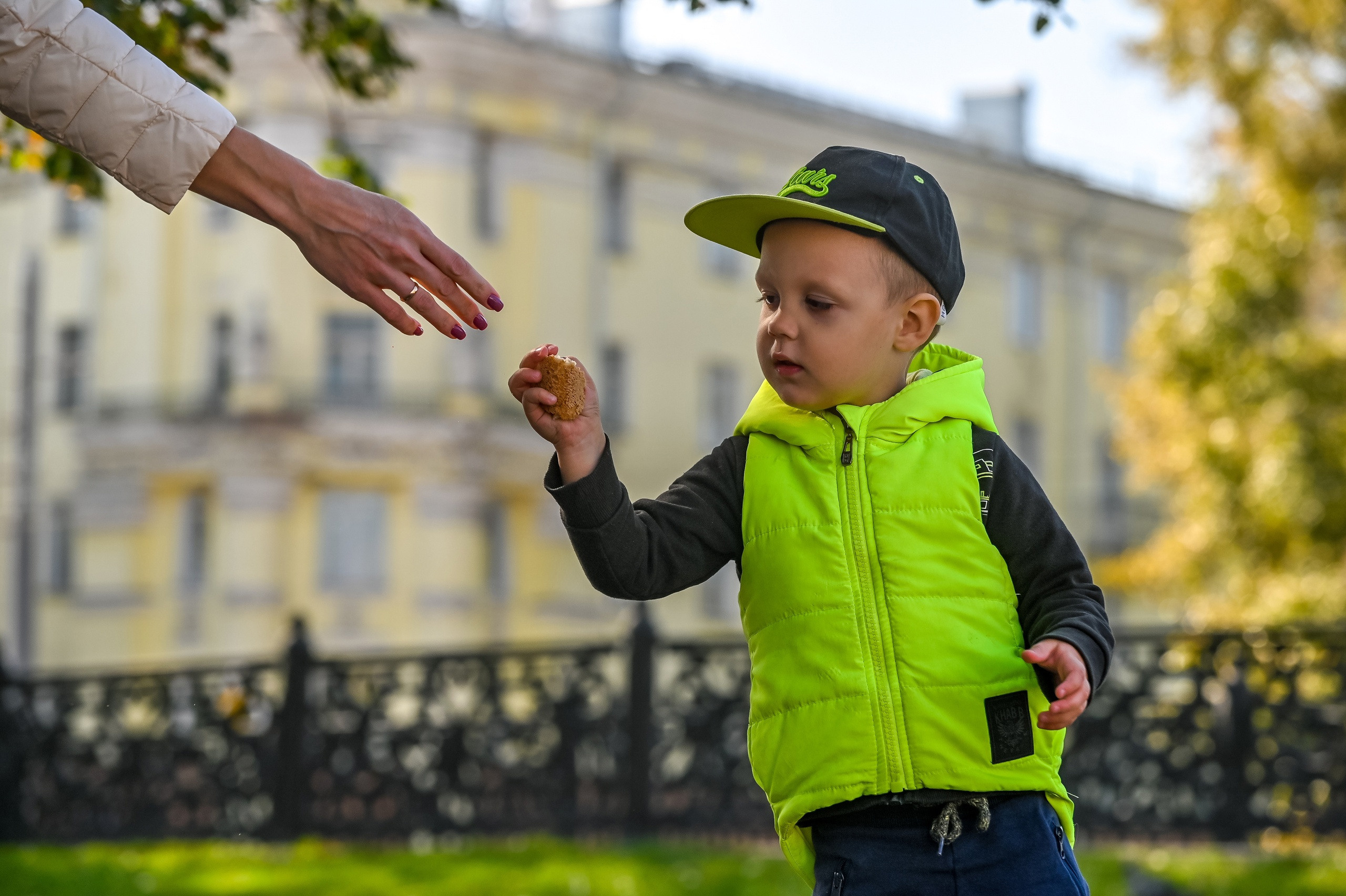 Осенняя фотопрогулка по городу Н 17.09.2022. Репортажный профессиональный фотограф-любитель