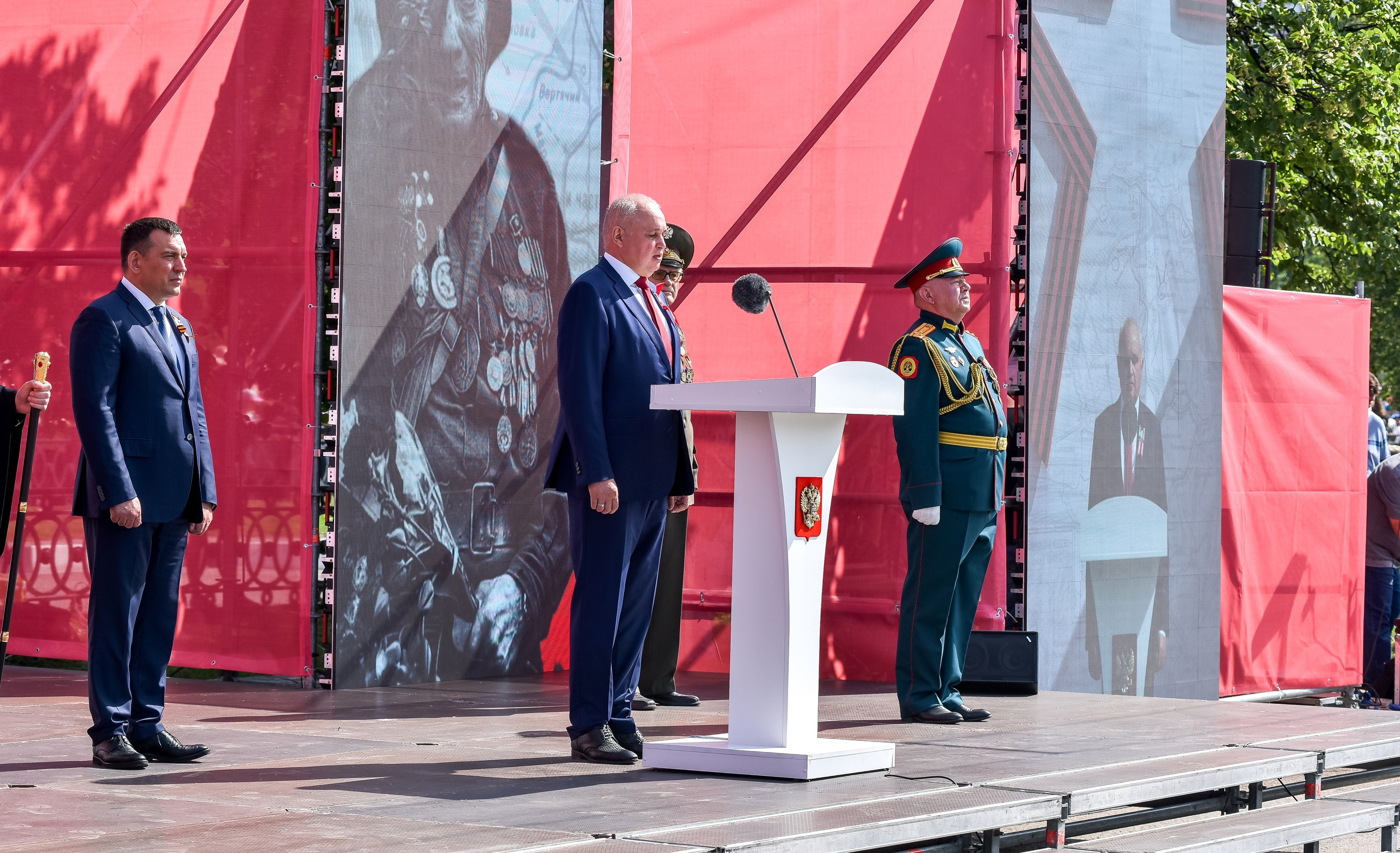 Парад Победы в Новокузнецке 24.06.2020. Репортажный профессиональный фотограф-любитель