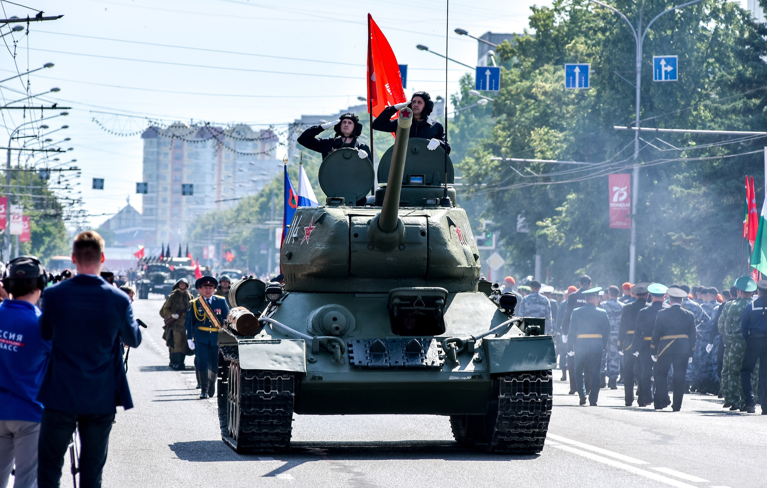 Парад Победы в Новокузнецке 24.06.2020. Репортажный профессиональный фотограф-любитель