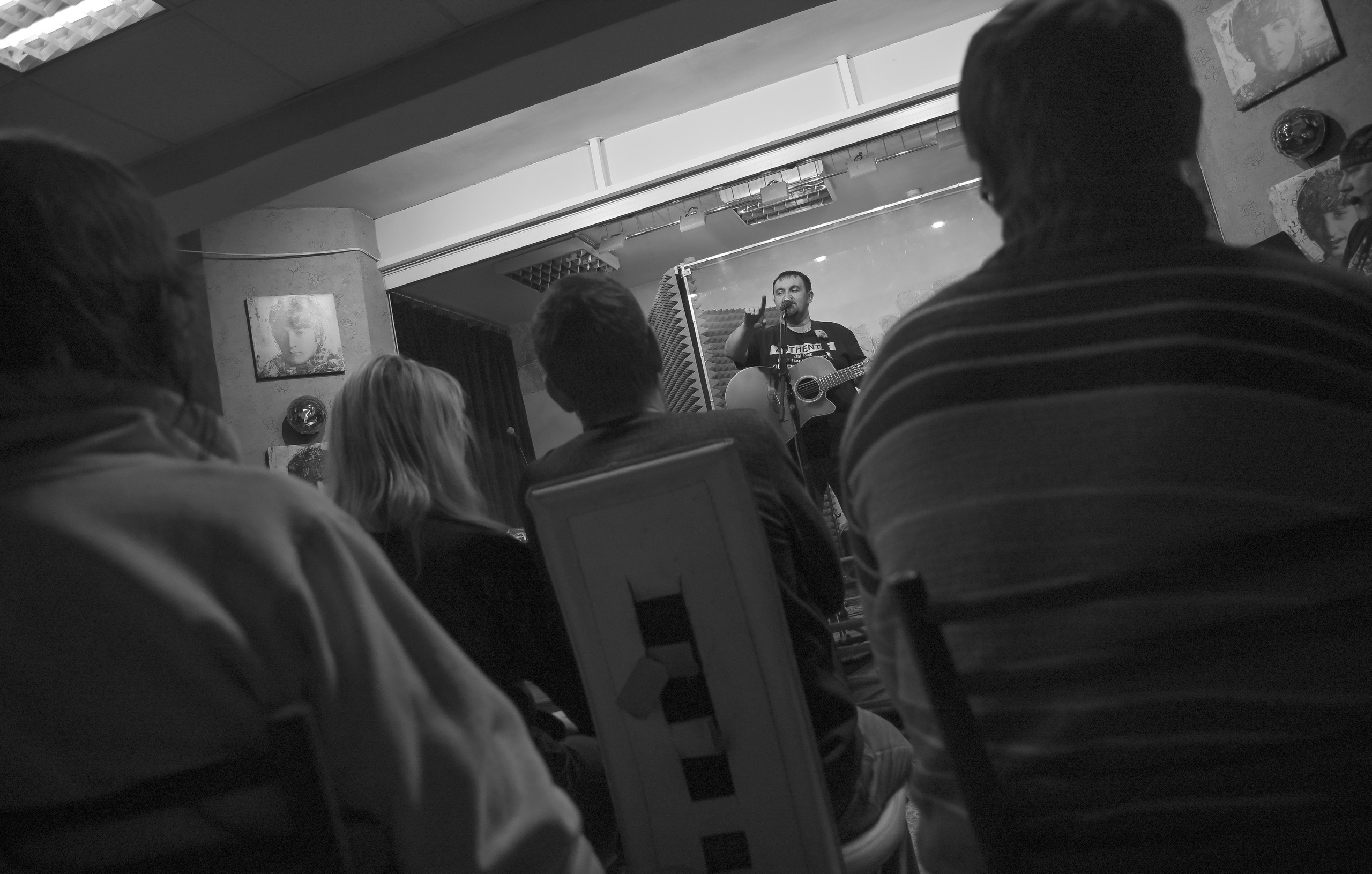 Творческий вечер Михаила Гребенникова в РКС «БАZА 24». Репортажный профессиональный фотограф-любитель