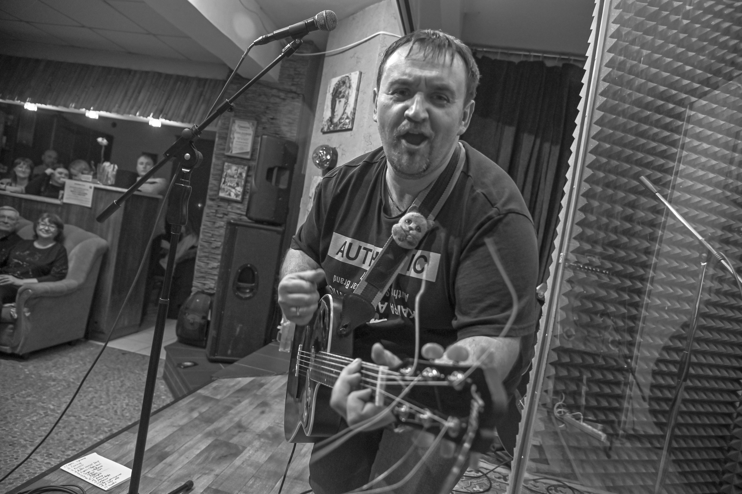 Творческий вечер Михаила Гребенникова в РКС «БАZА 24». Репортажный профессиональный фотограф-любитель