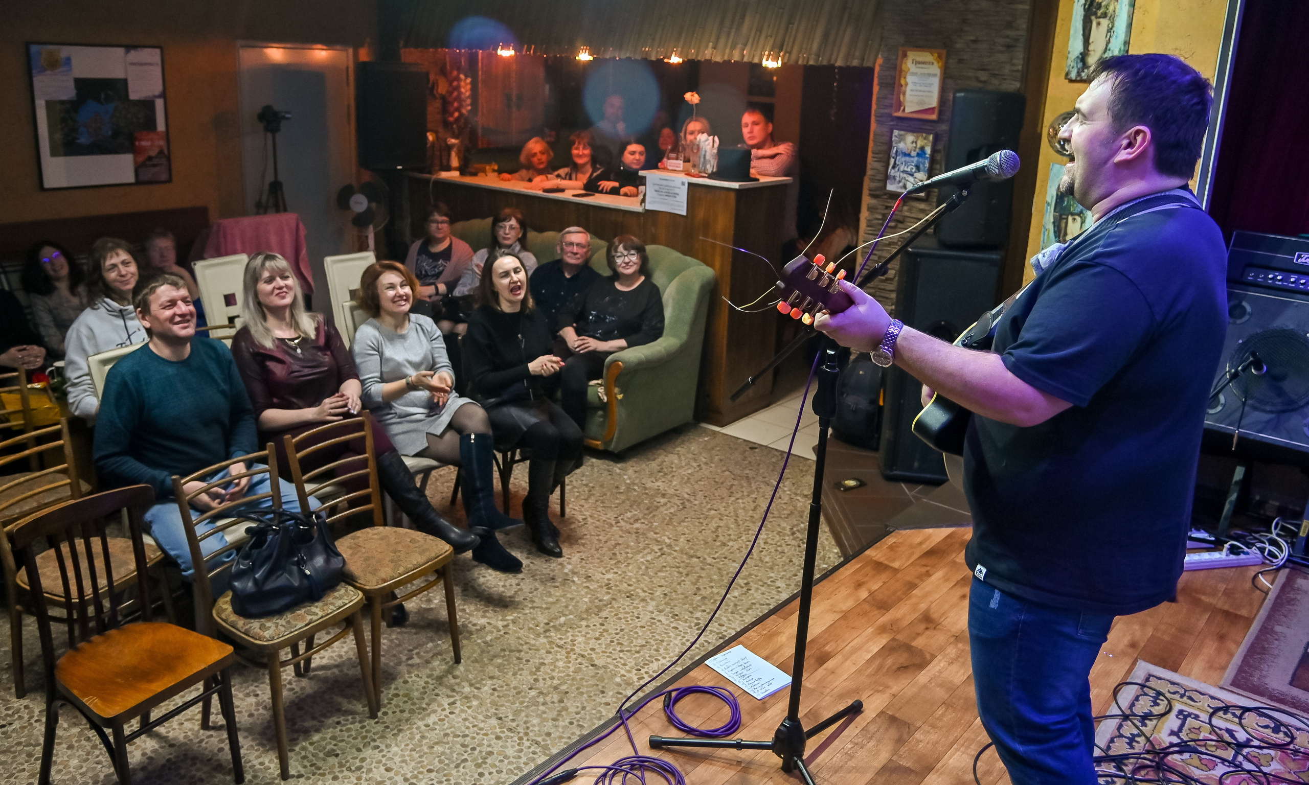 Творческий вечер Михаила Гребенникова в РКС «БАZА 24». Репортажный профессиональный фотограф-любитель