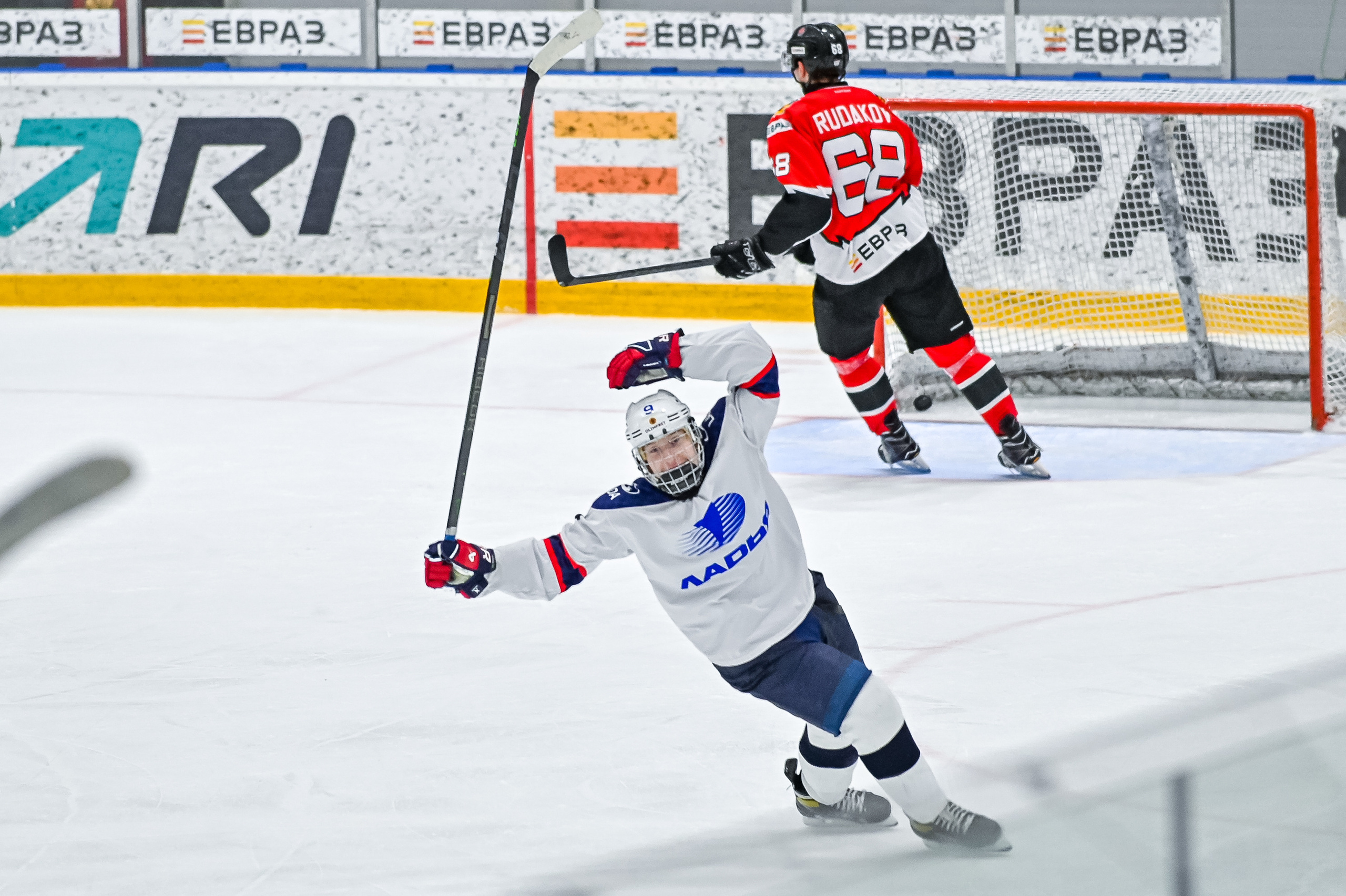 «Кузнецкие Медведи» — «Ладья» 06.01.2023. Репортажный профессиональный фотограф-любитель